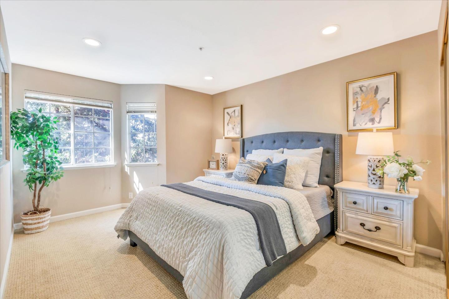 Detail Gallery Image 9 of 22 For 1721 California St #23,  Mountain View,  CA 94041 - 2 Beds | 2 Baths