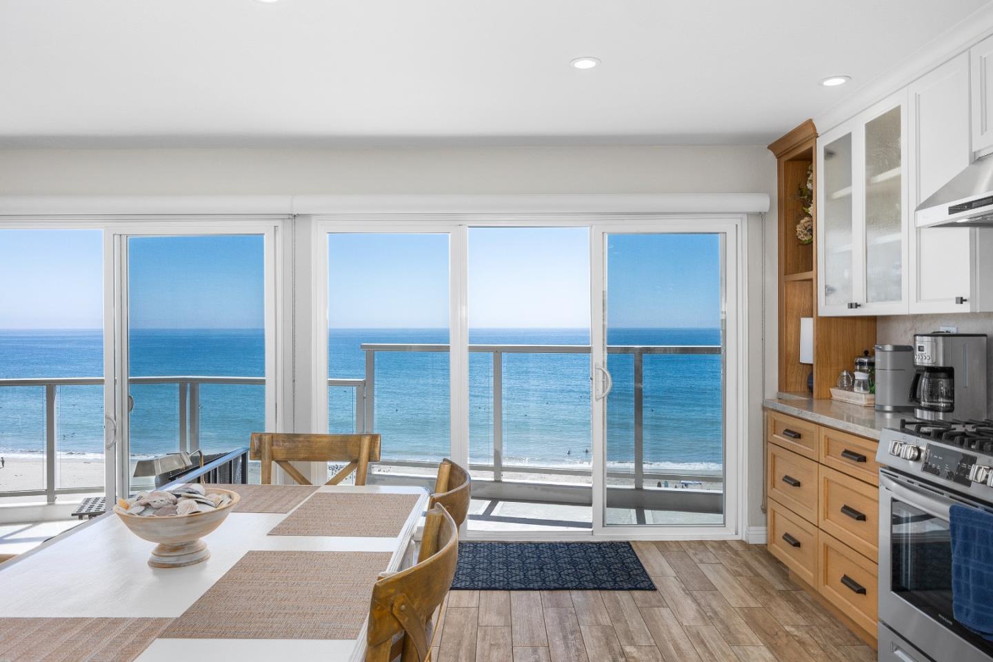 Detail Gallery Image 7 of 40 For 230 Rio Del Mar Blvd #L,  Aptos,  CA 95003 - 2 Beds | 2 Baths