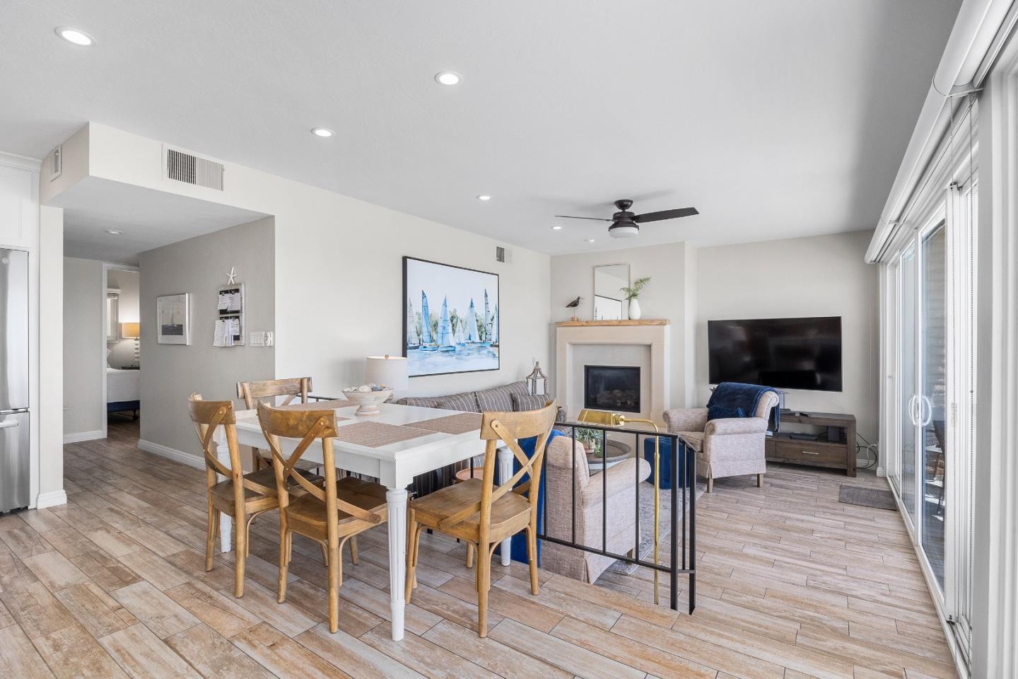 Detail Gallery Image 9 of 40 For 230 Rio Del Mar Blvd #L,  Aptos,  CA 95003 - 2 Beds | 2 Baths