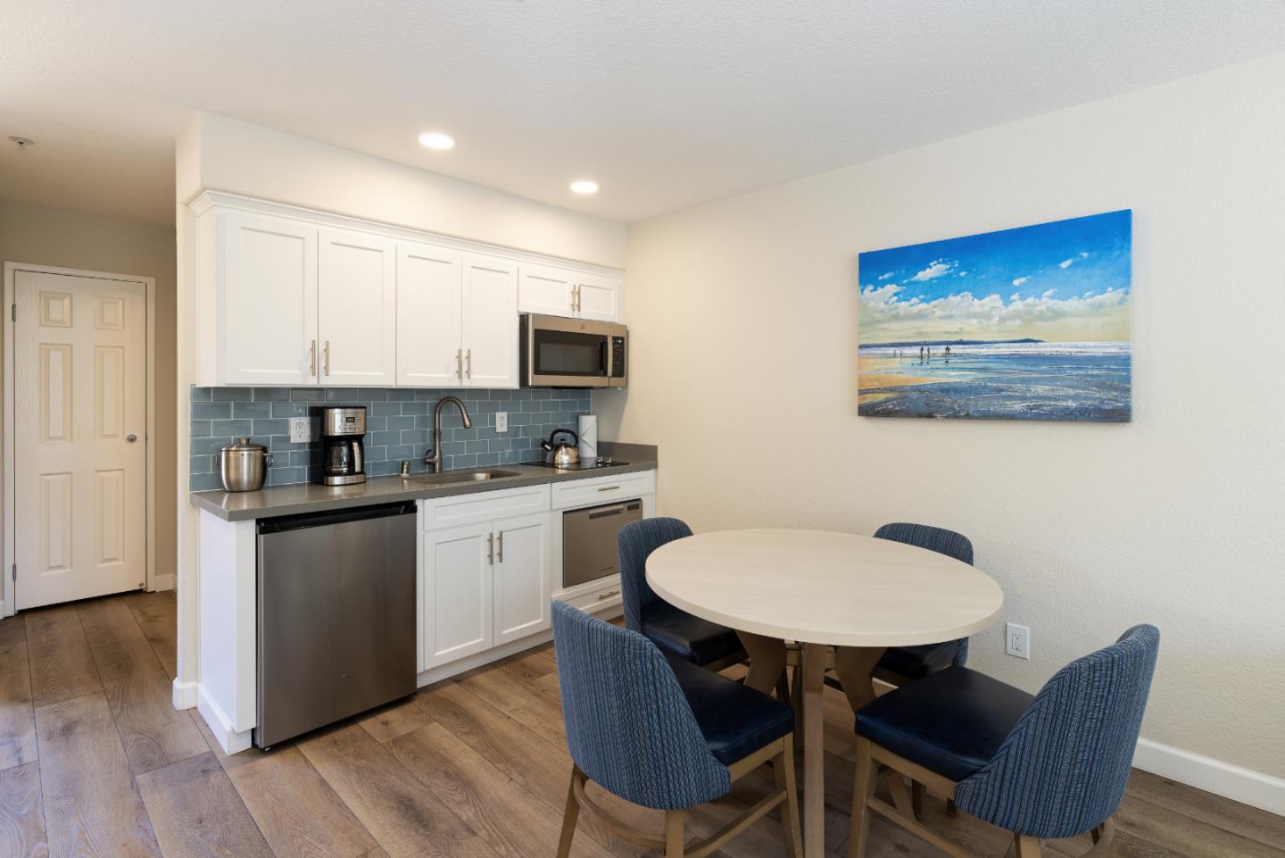 Detail Gallery Image 12 of 29 For 319 Seascape Resort Dr, Aptos,  CA 95003 - 1 Beds | 1 Baths