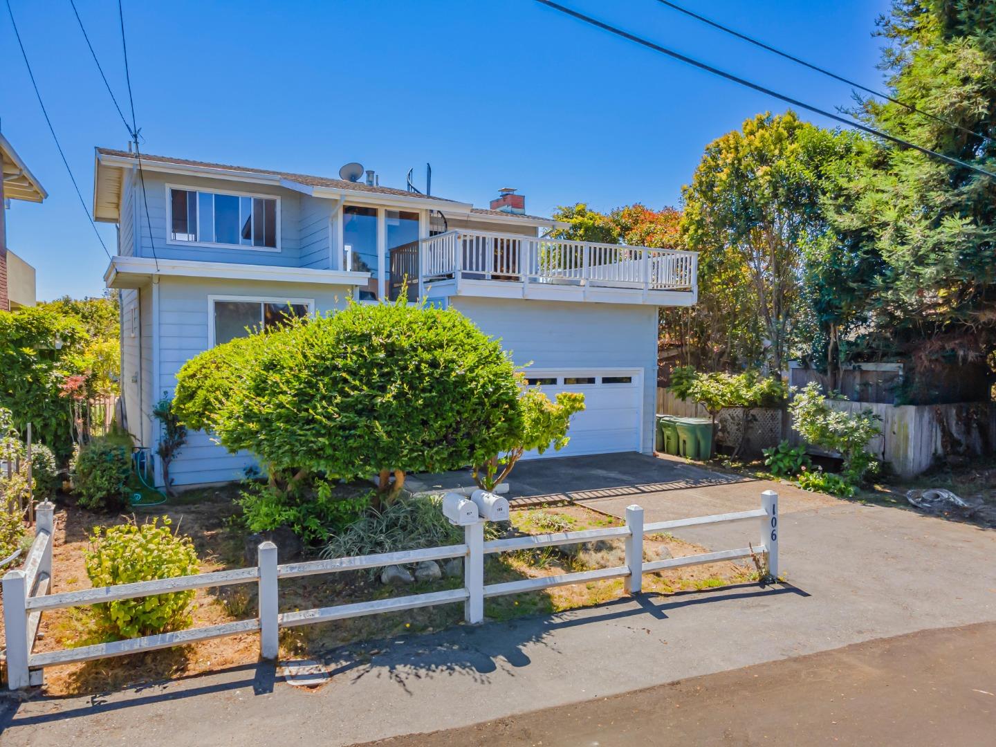 Detail Gallery Image 5 of 29 For 106 Toledo Dr, Aptos,  CA 95003 - 3 Beds | 2/1 Baths