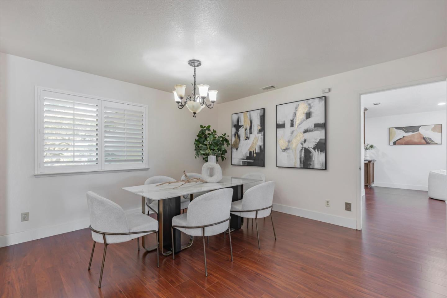 Detail Gallery Image 19 of 75 For 5819 Widgeon Ct, Stockton,  CA 95207 - 5 Beds | 3/1 Baths