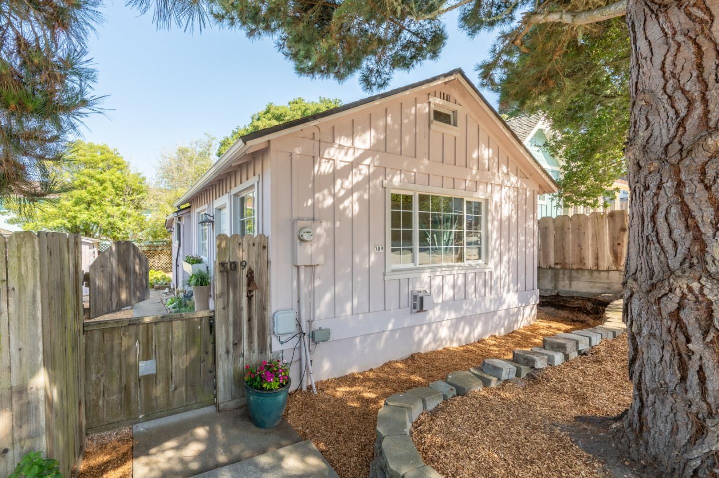 Detail Gallery Image 1 of 1 For 309 2nd St, Pacific Grove,  CA 93950 - 0 Beds | 1 Baths