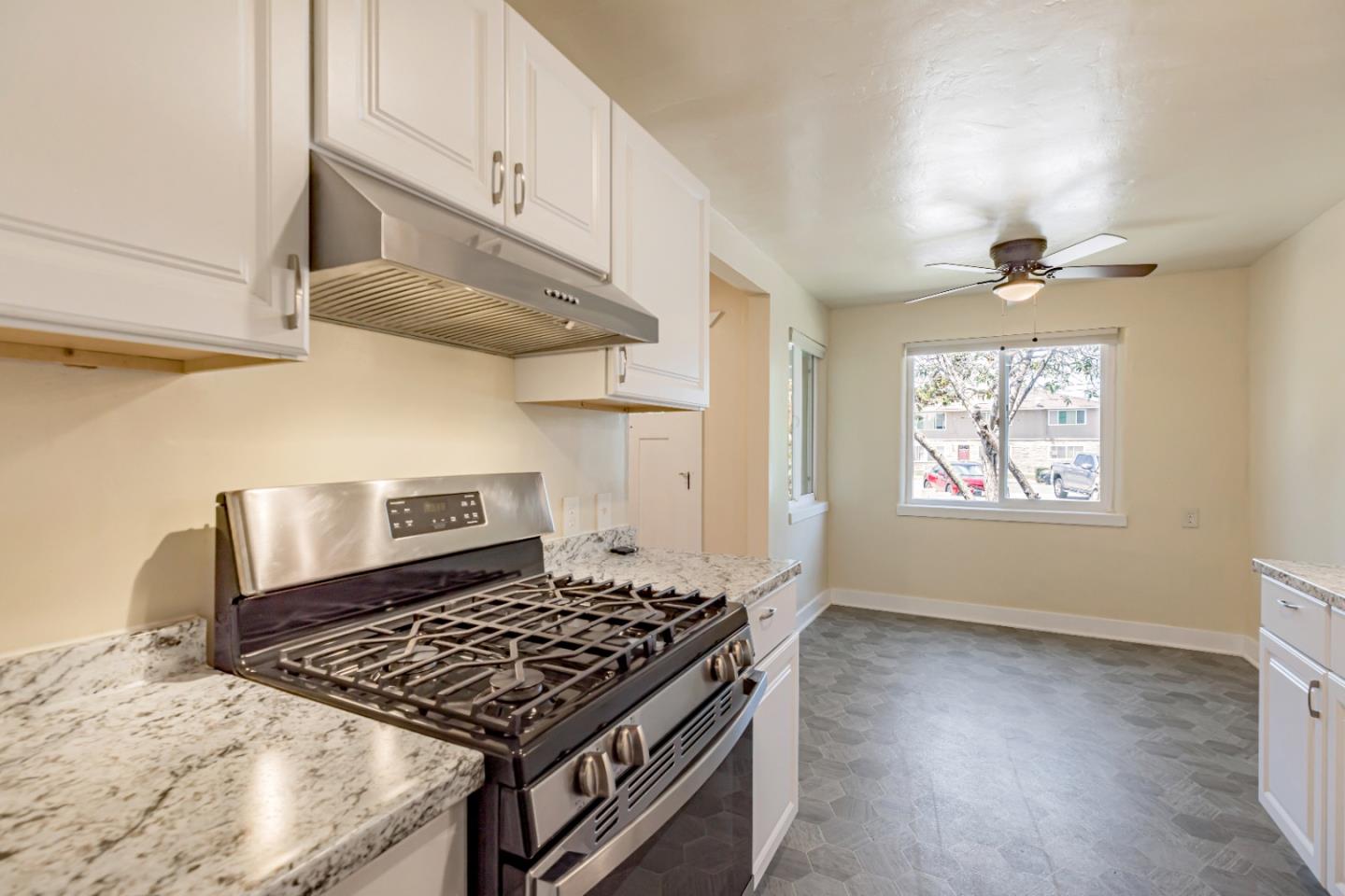 1579 Valley View Road, Hollister, California 95023, ,Commercial Sale,For Sale,1579 Valley View Road,ML81975633