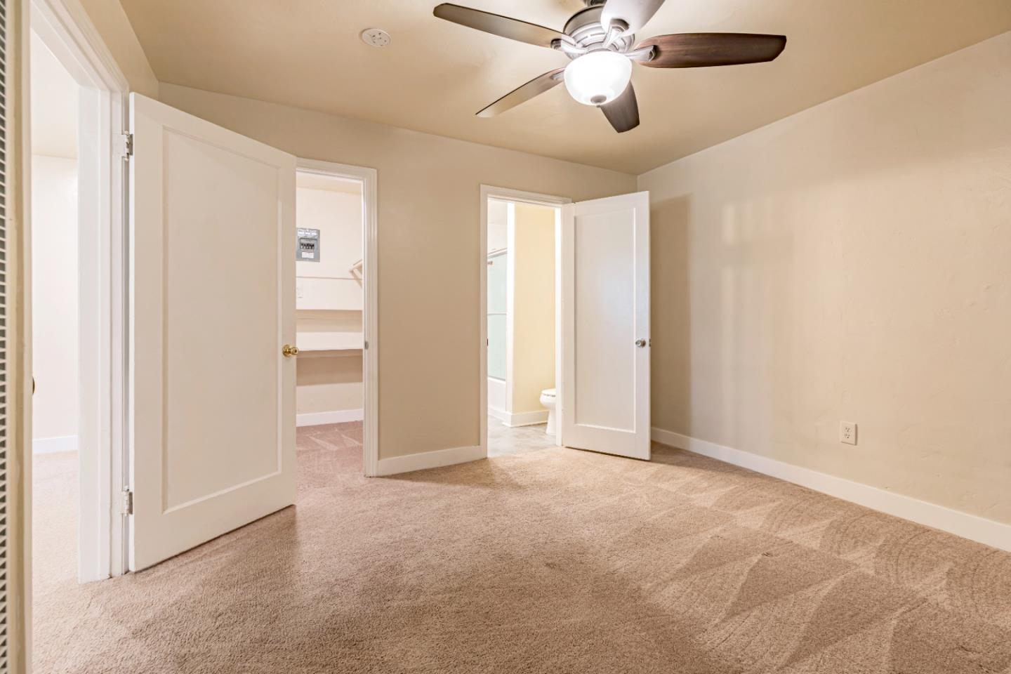 1579 Valley View Road, Hollister, California 95023, ,Commercial Sale,For Sale,1579 Valley View Road,ML81975633