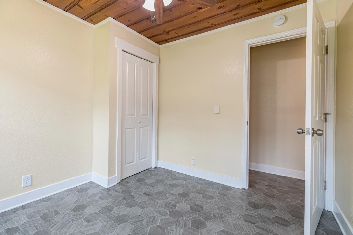 1579 Valley View Road, Hollister, California 95023, ,Commercial Sale,For Sale,1579 Valley View Road,ML81975633