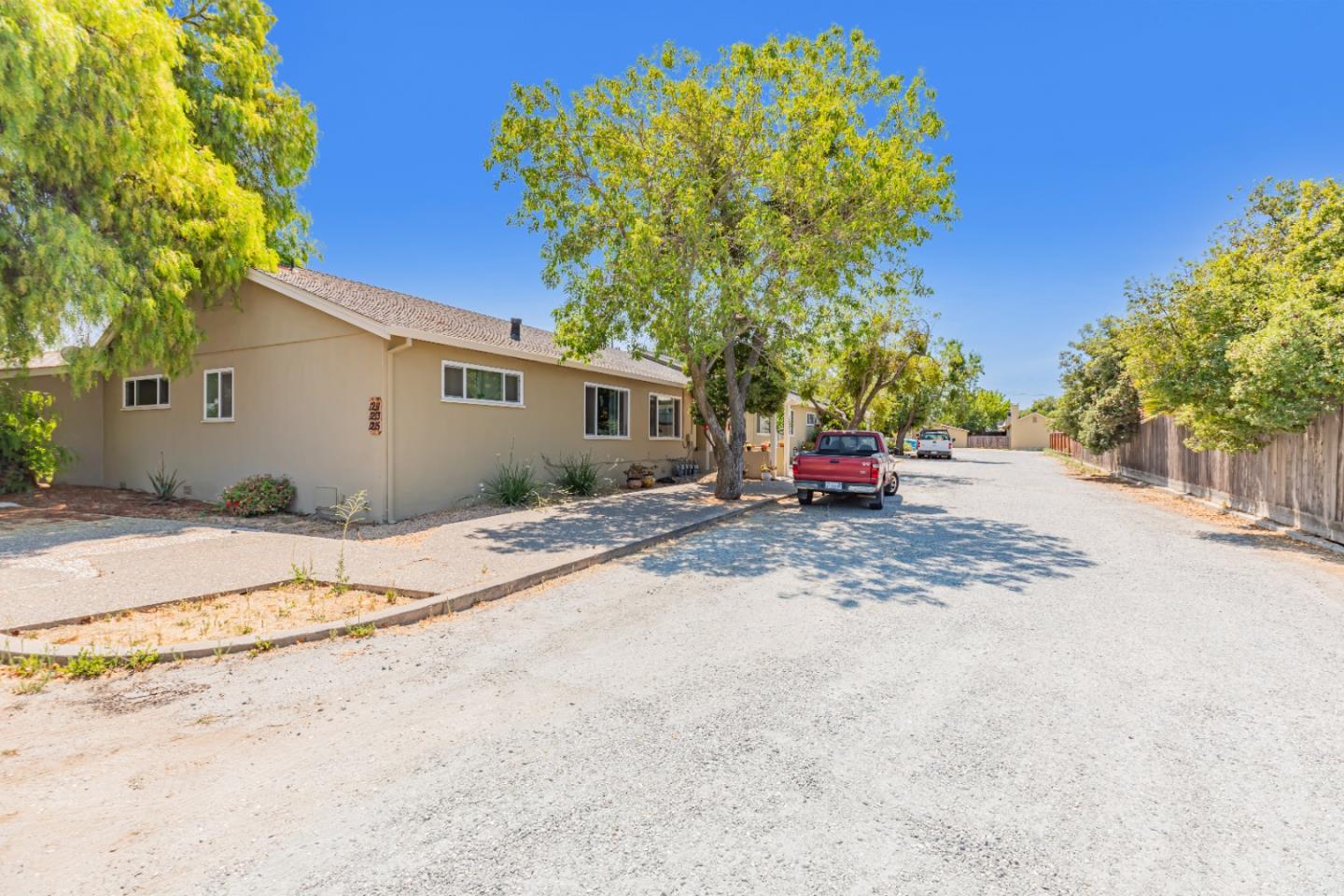 1579 Valley View Road, Hollister, California 95023, ,Commercial Sale,For Sale,1579 Valley View Road,ML81975633