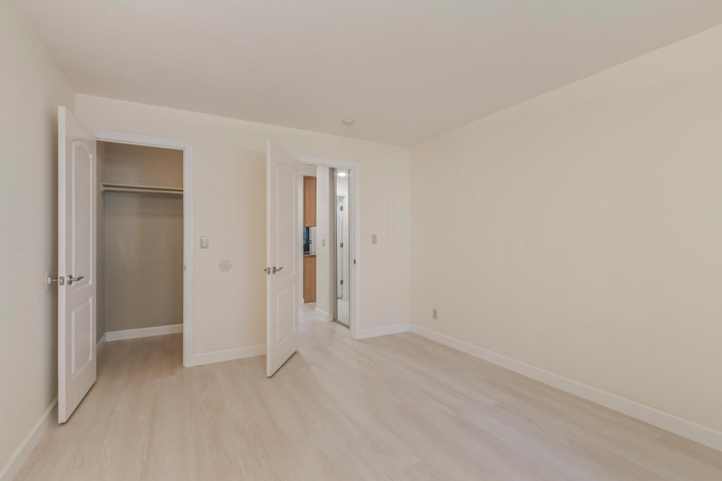 Detail Gallery Image 10 of 31 For 2250 Monroe St #180,  Santa Clara,  CA 95050 - 1 Beds | 1 Baths