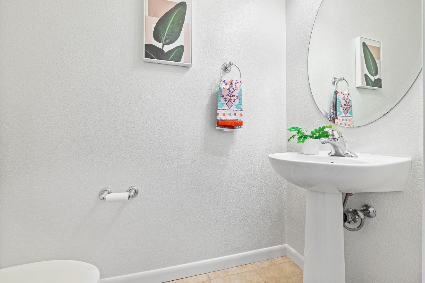 Detail Gallery Image 17 of 45 For 545 Saco Ter, Sunnyvale,  CA 94089 - 3 Beds | 2/1 Baths