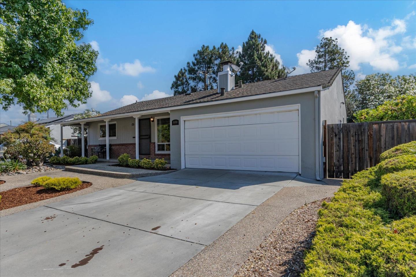 Detail Gallery Image 3 of 40 For 1690 Cortez St, Milpitas,  CA 95035 - 3 Beds | 1/1 Baths