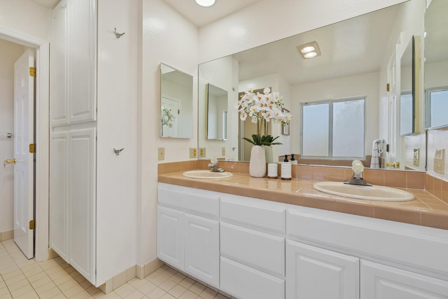 Detail Gallery Image 23 of 61 For 232 Brentwood Dr, South San Francisco,  CA 94080 - 3 Beds | 2 Baths