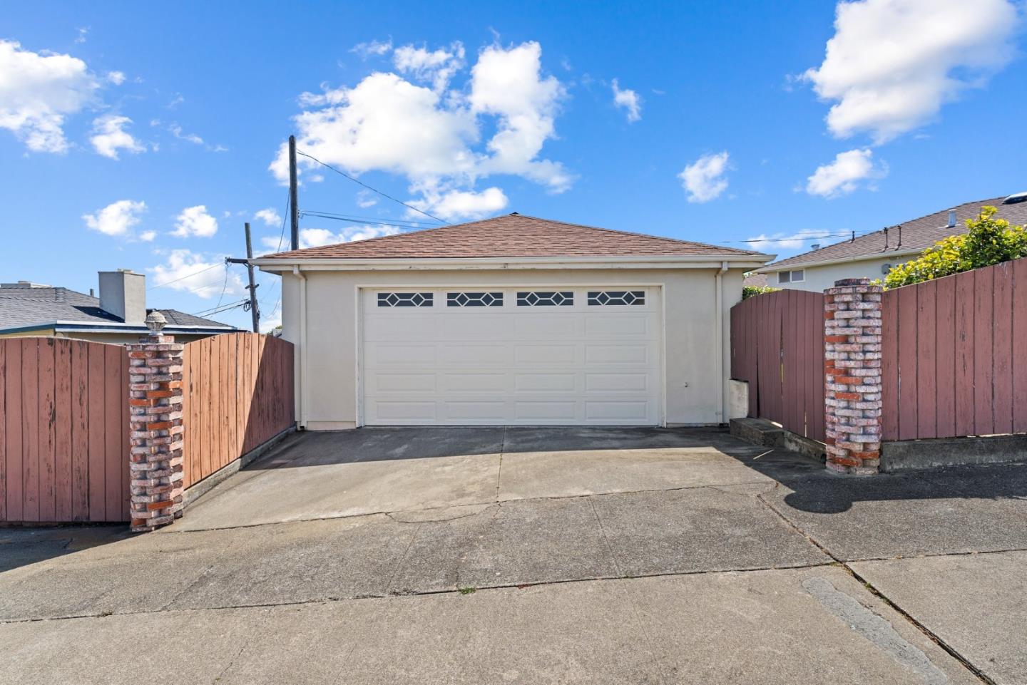 Detail Gallery Image 38 of 61 For 232 Brentwood Dr, South San Francisco,  CA 94080 - 3 Beds | 2 Baths