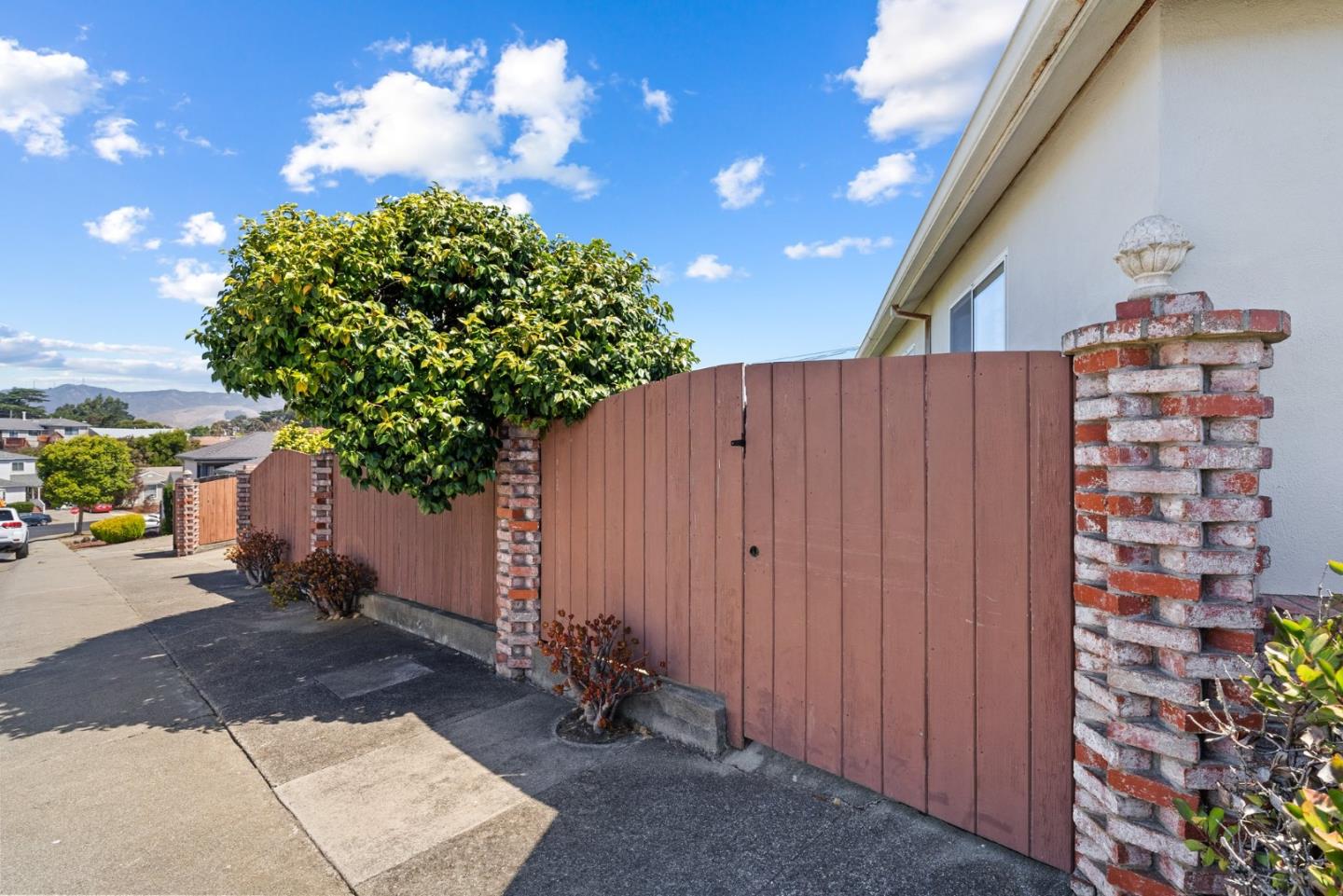 Detail Gallery Image 41 of 61 For 232 Brentwood Dr, South San Francisco,  CA 94080 - 3 Beds | 2 Baths