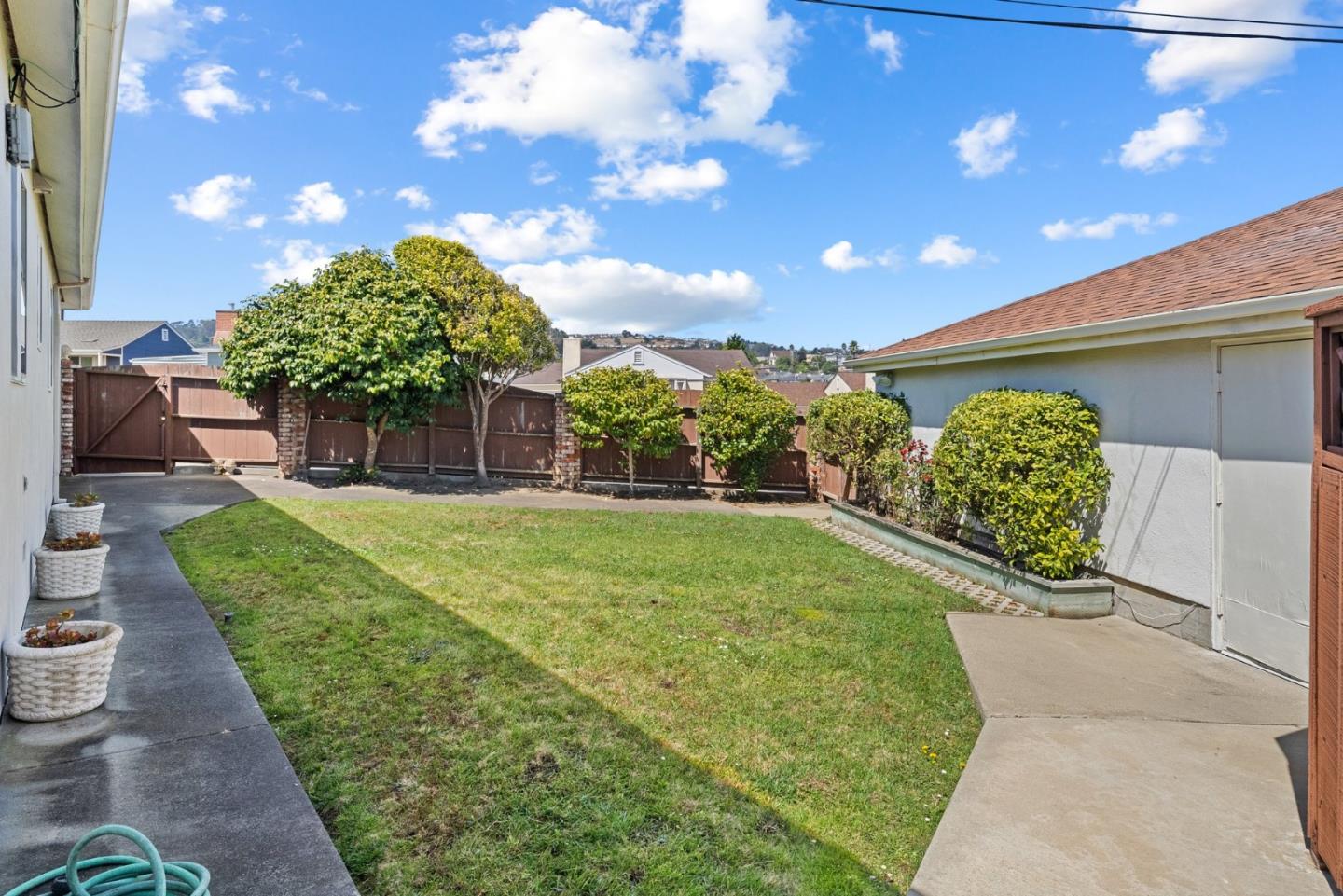 Detail Gallery Image 48 of 61 For 232 Brentwood Dr, South San Francisco,  CA 94080 - 3 Beds | 2 Baths