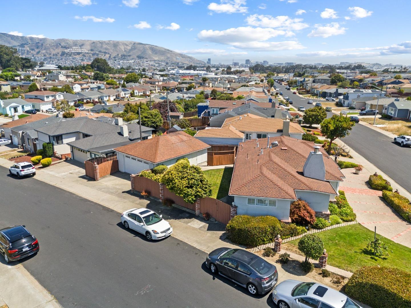 Detail Gallery Image 58 of 61 For 232 Brentwood Dr, South San Francisco,  CA 94080 - 3 Beds | 2 Baths