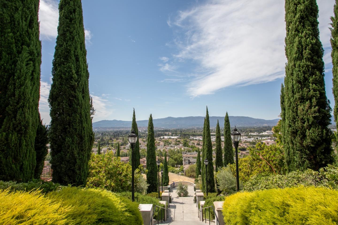 Detail Gallery Image 22 of 26 For 436 Ashling Ct, San Jose,  CA 95136 - 3 Beds | 2/1 Baths