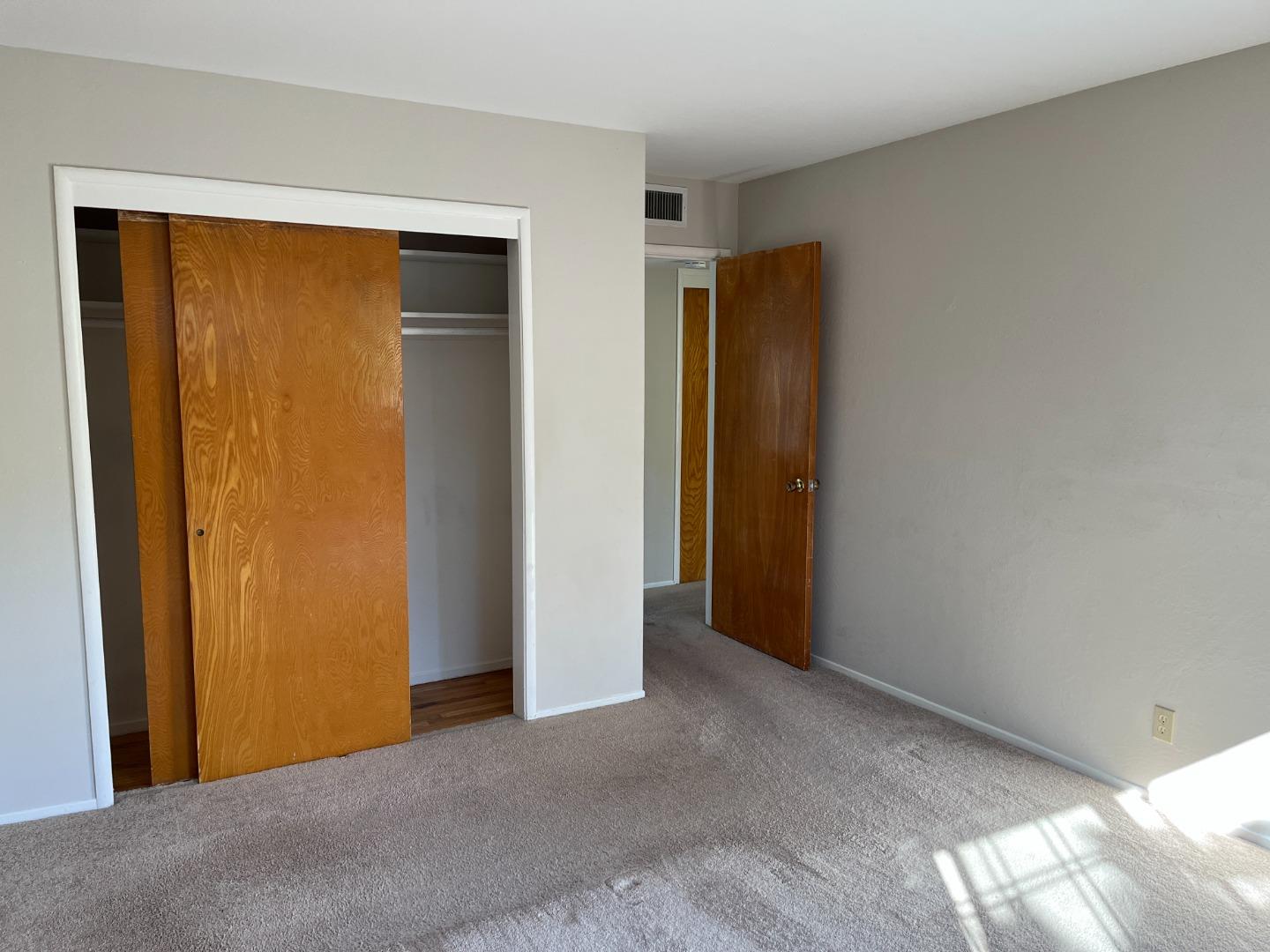 Detail Gallery Image 9 of 30 For 219 Elm St #3,  San Mateo,  CA 94401 - 2 Beds | 1 Baths