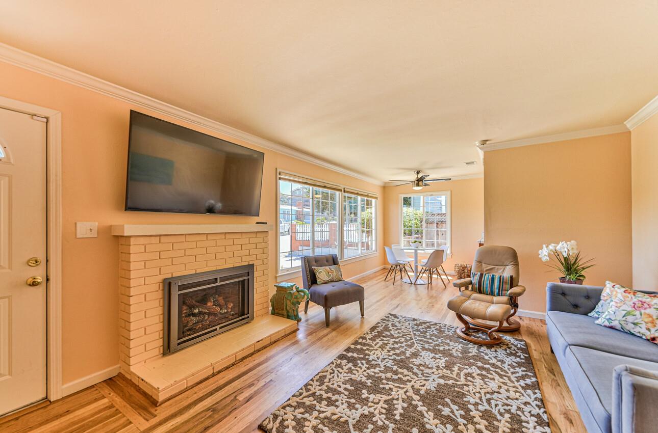 Detail Gallery Image 7 of 33 For 1169 Shafer St, Seaside,  CA 93955 - 3 Beds | 1 Baths