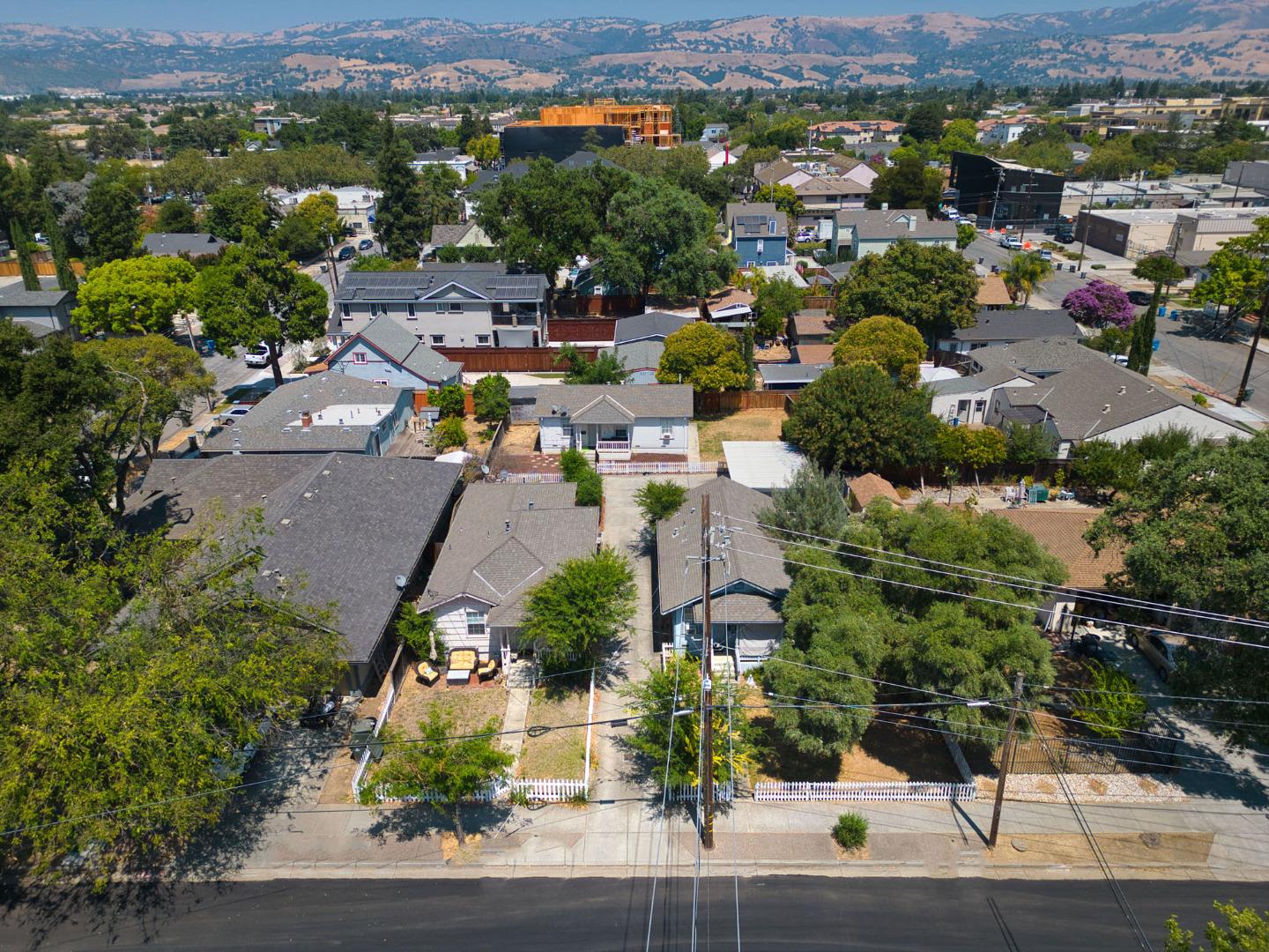 Detail Gallery Image 7 of 11 For 17450 Del Monte Ave, Morgan Hill,  CA 95037 - 2 Beds | 1 Baths