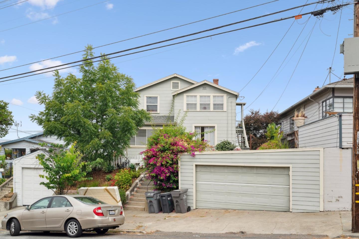 3529 Lincoln Avenue, Oakland, California 94602, 3 Bedrooms Bedrooms, ,1 BathroomBathrooms,Residential Lease,For Rent,3529 Lincoln Avenue,ML81975777