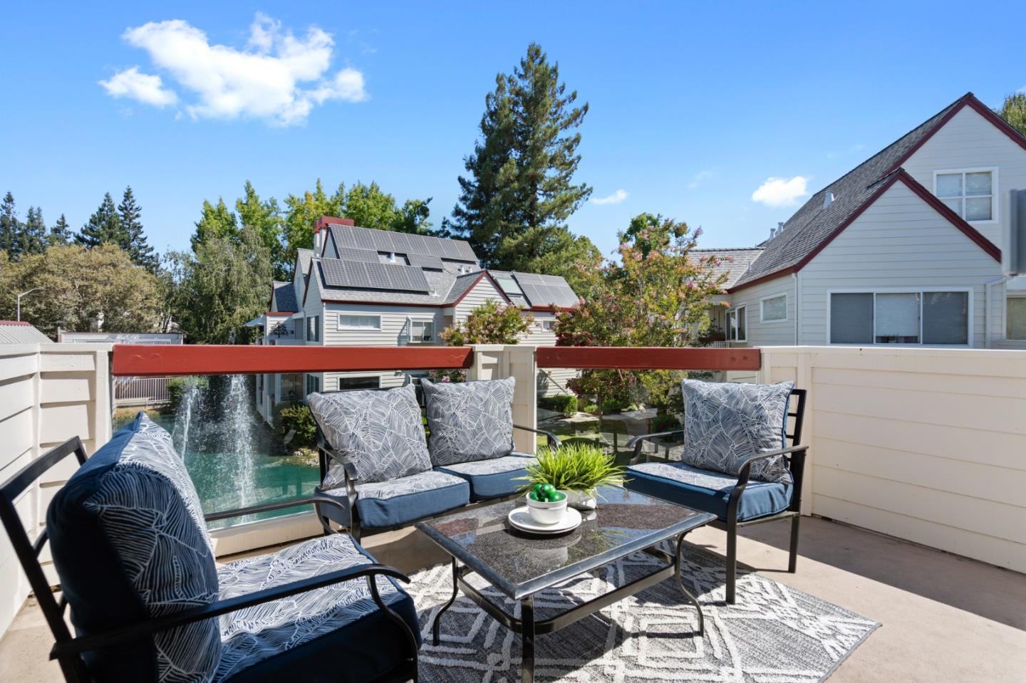 Detail Gallery Image 12 of 45 For 1908 Chelsea Way, Redwood City,  CA 94061 - 2 Beds | 1 Baths