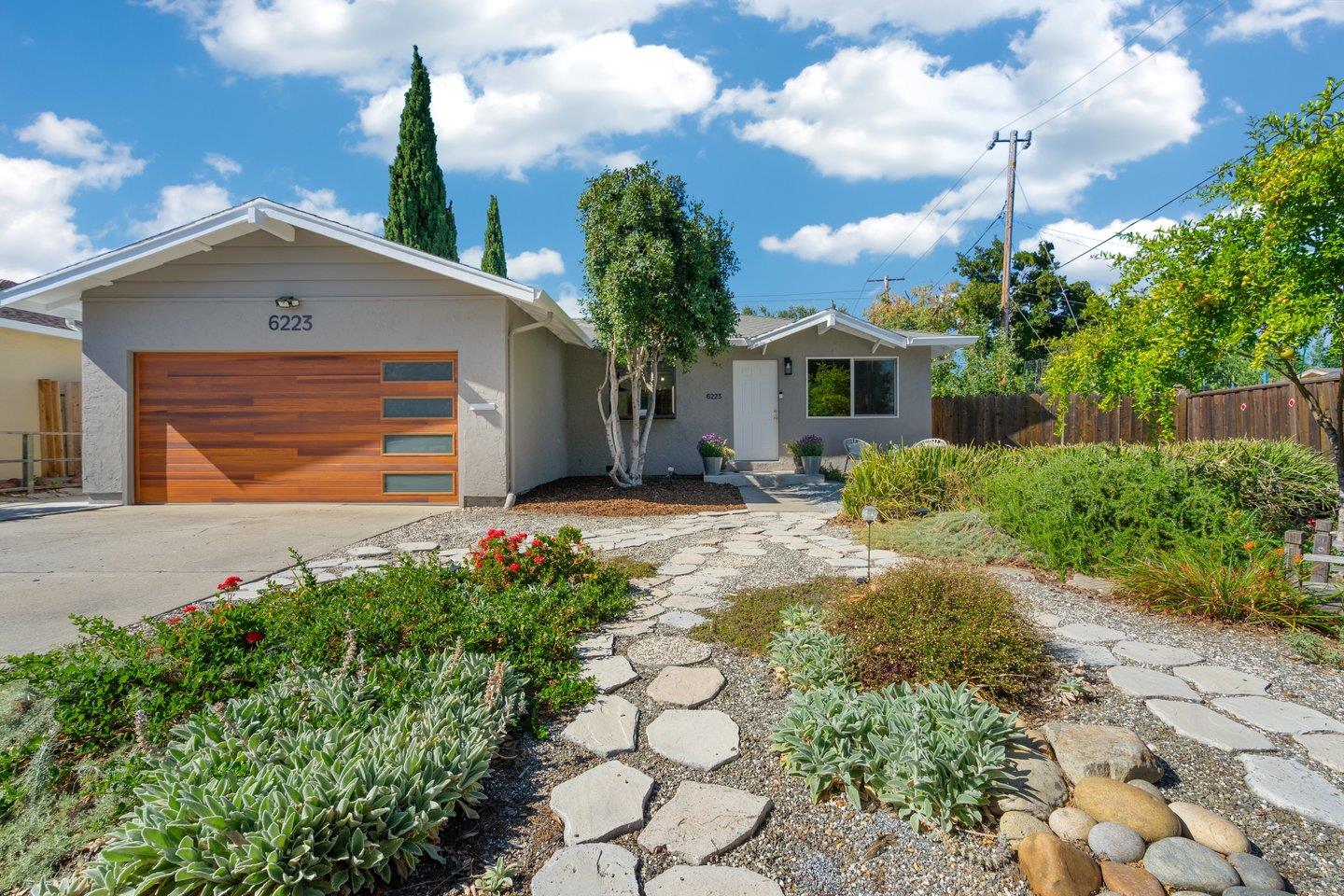 Detail Gallery Image 1 of 1 For 6223 Bancroft Way, San Jose,  CA 95129 - 5 Beds | 2 Baths