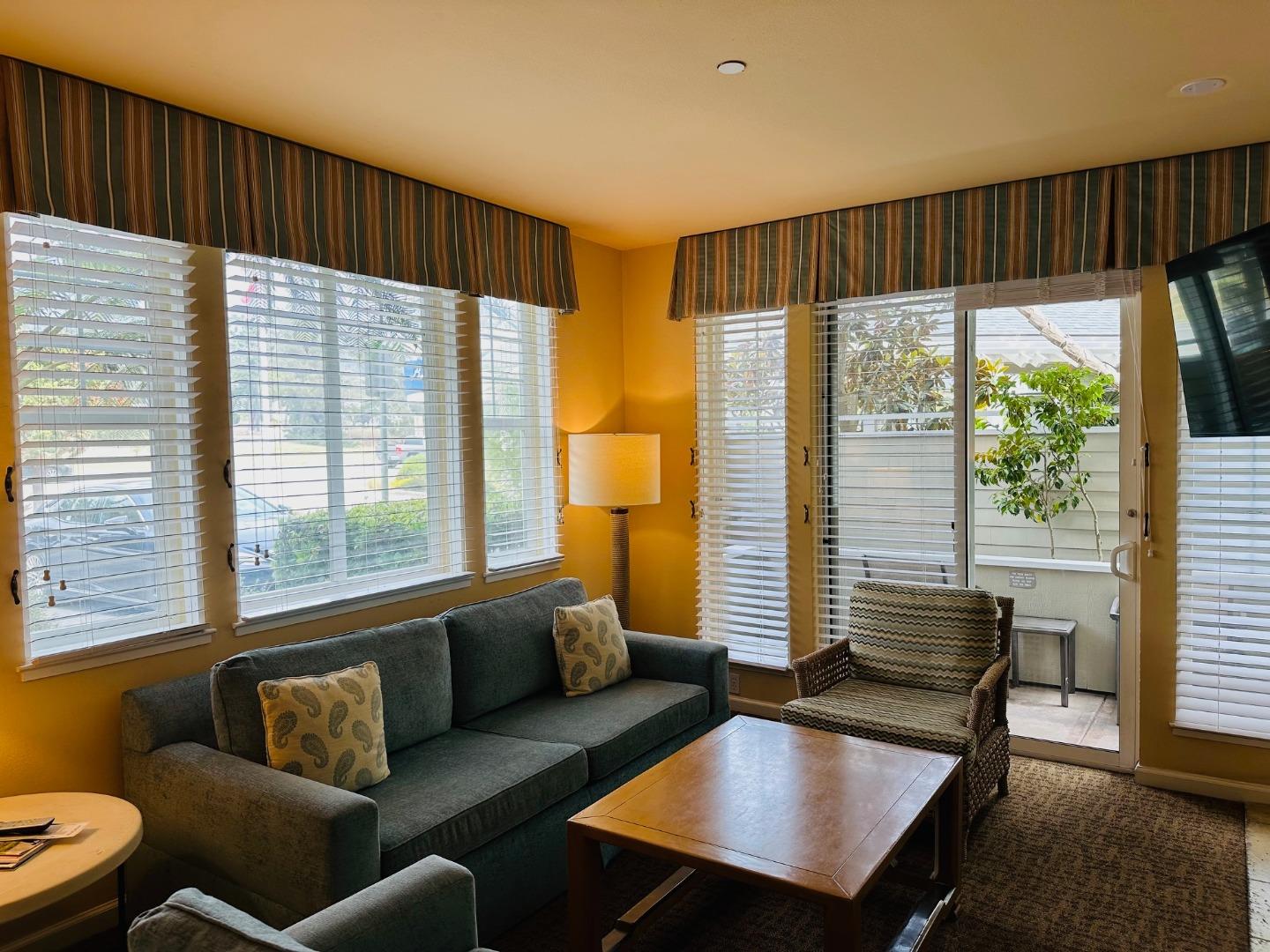 Detail Gallery Image 5 of 21 For 4100 Cabrillo Hwy #102,  Half Moon Bay,  CA 94019 - 0 Beds | 1 Baths