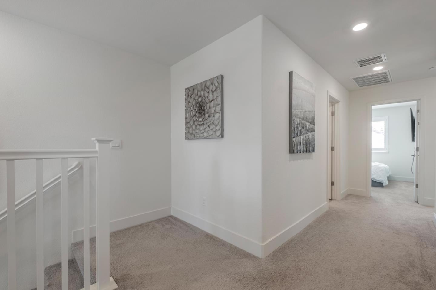 Detail Gallery Image 22 of 45 For 912 Sienna Loop, San Leandro,  CA 94579 - 4 Beds | 3/1 Baths