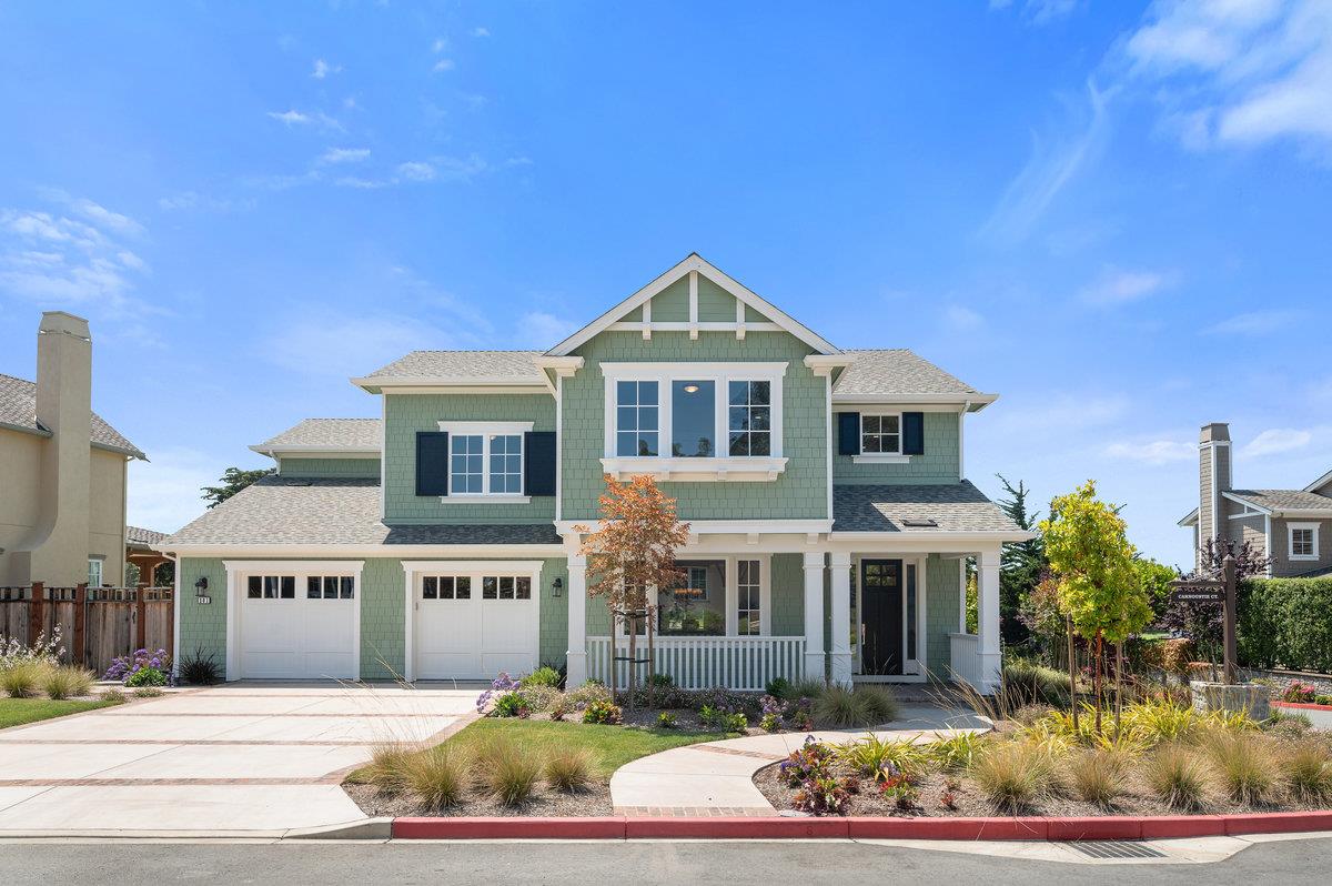 Detail Gallery Image 1 of 30 For 201 Carnoustie Ct, Half Moon Bay,  CA 94019 - 4 Beds | 4/1 Baths