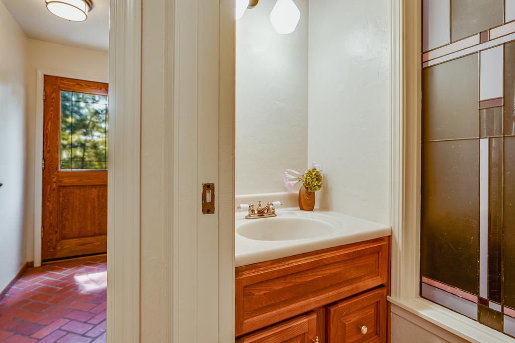 Detail Gallery Image 24 of 49 For 23525 Sky View Ter, Los Gatos,  CA 95033 - 3 Beds | 2/1 Baths