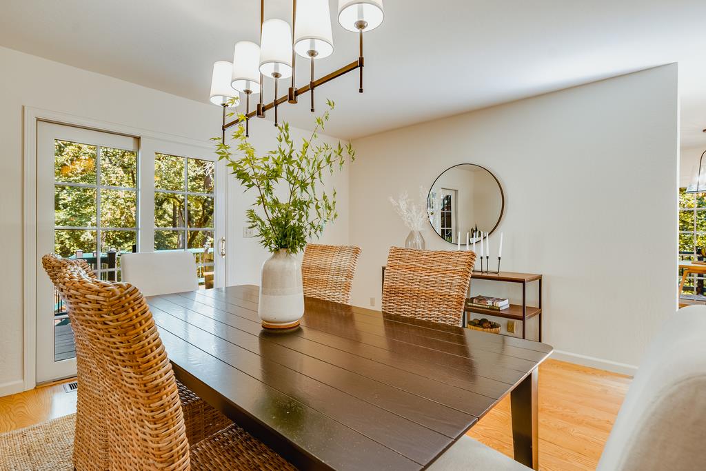 Detail Gallery Image 28 of 49 For 23525 Sky View Ter, Los Gatos,  CA 95033 - 3 Beds | 2/1 Baths