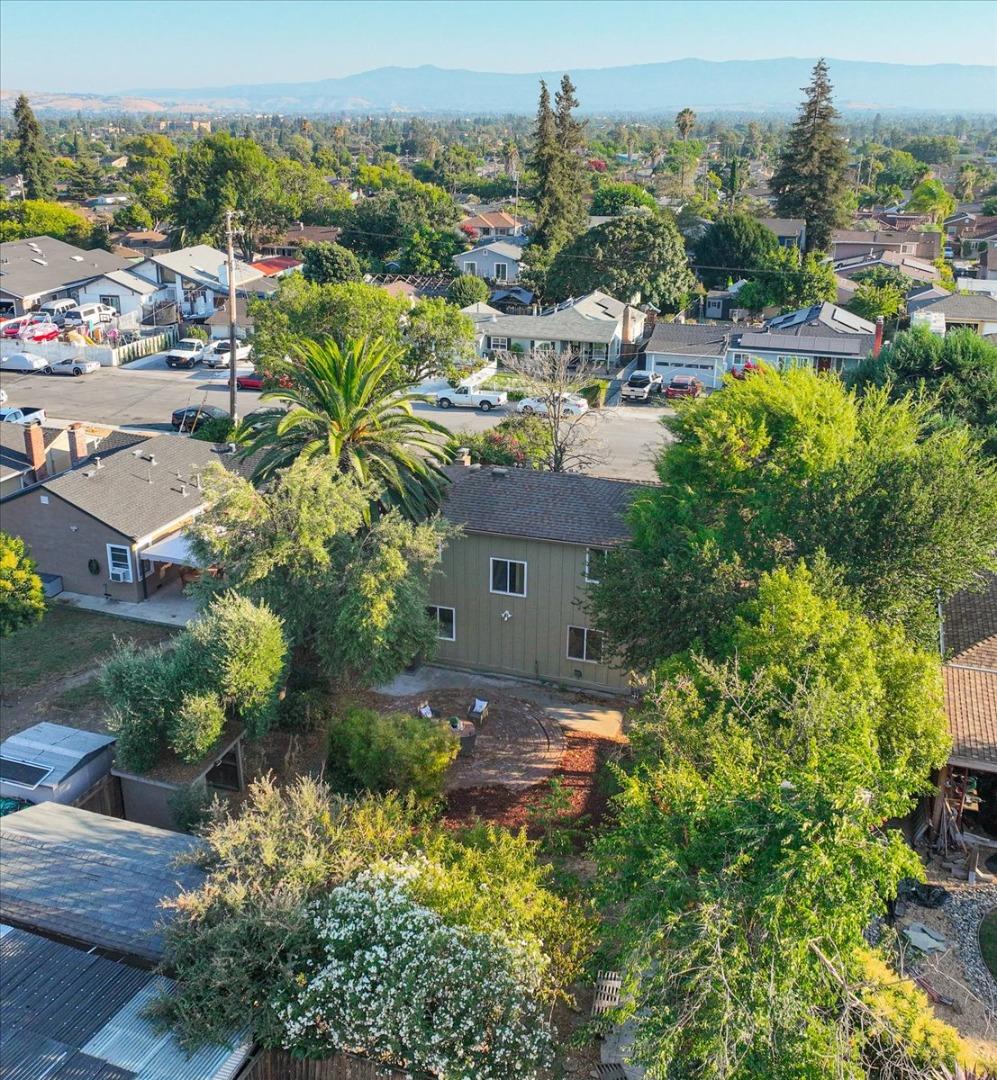 Detail Gallery Image 4 of 39 For 168 Clareview Ave, San Jose,  CA 95127 - 3 Beds | 2 Baths