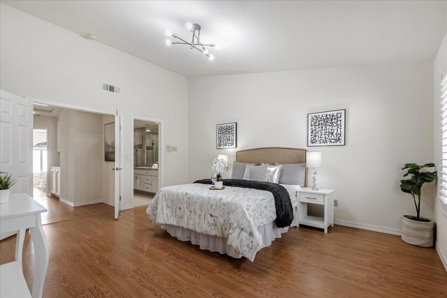 Detail Gallery Image 19 of 34 For 2169 Calle Mesa Alta, Milpitas,  CA 95035 - 3 Beds | 2/1 Baths