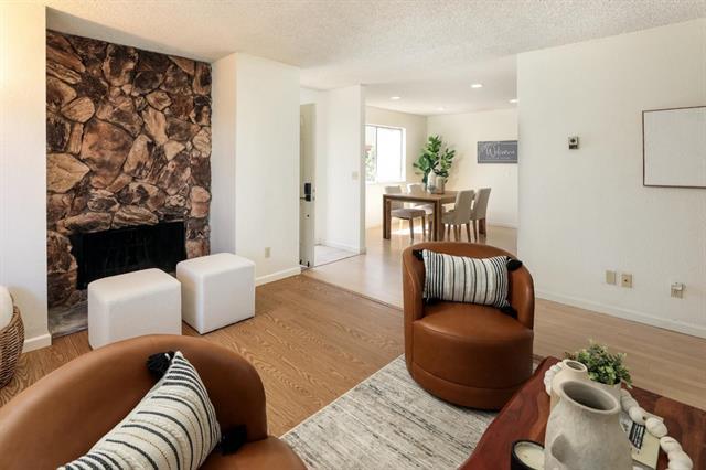 Detail Gallery Image 5 of 19 For 1021 Cheryl Ann Cir #62,  Hayward,  CA 94544 - 3 Beds | 2 Baths