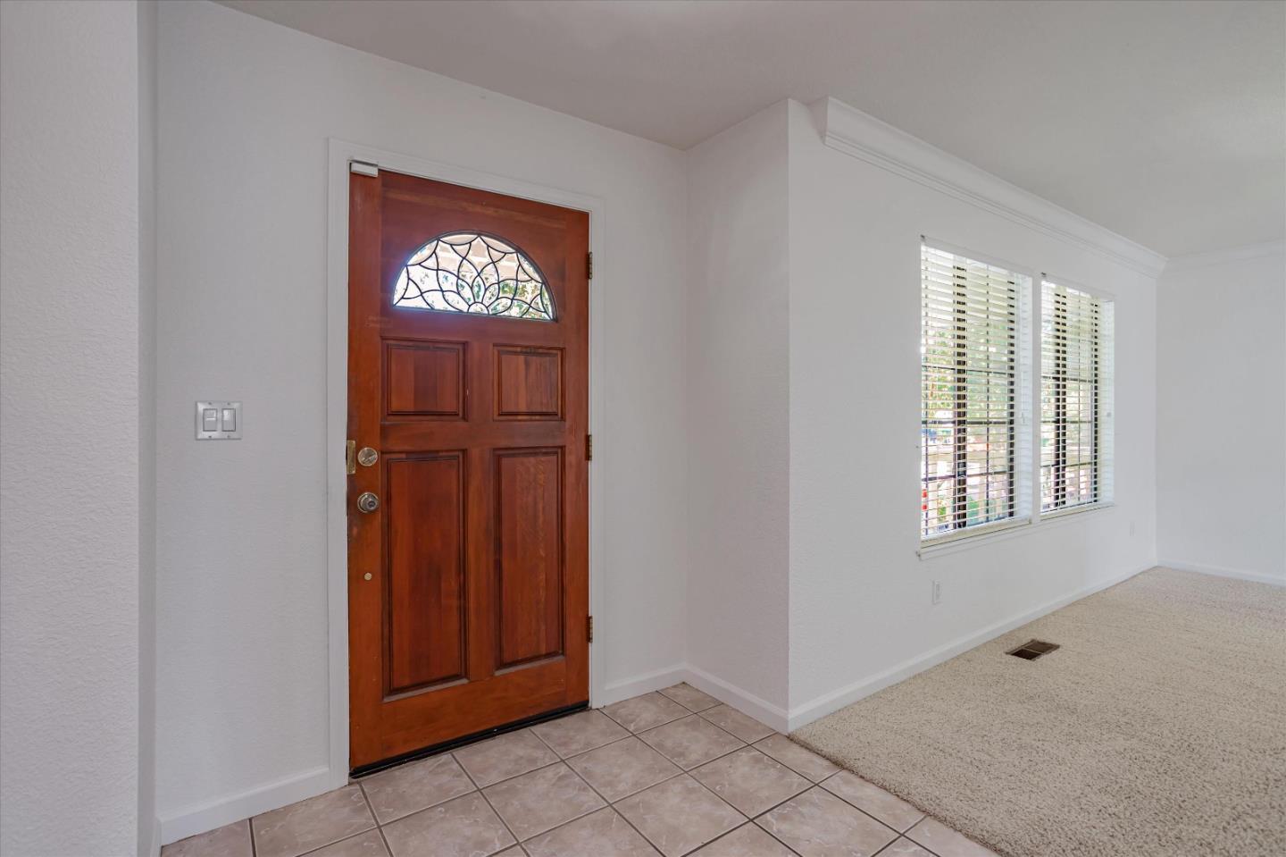 Detail Gallery Image 15 of 66 For 1781 Severinsen St, Hollister,  CA 95023 - 4 Beds | 2/1 Baths