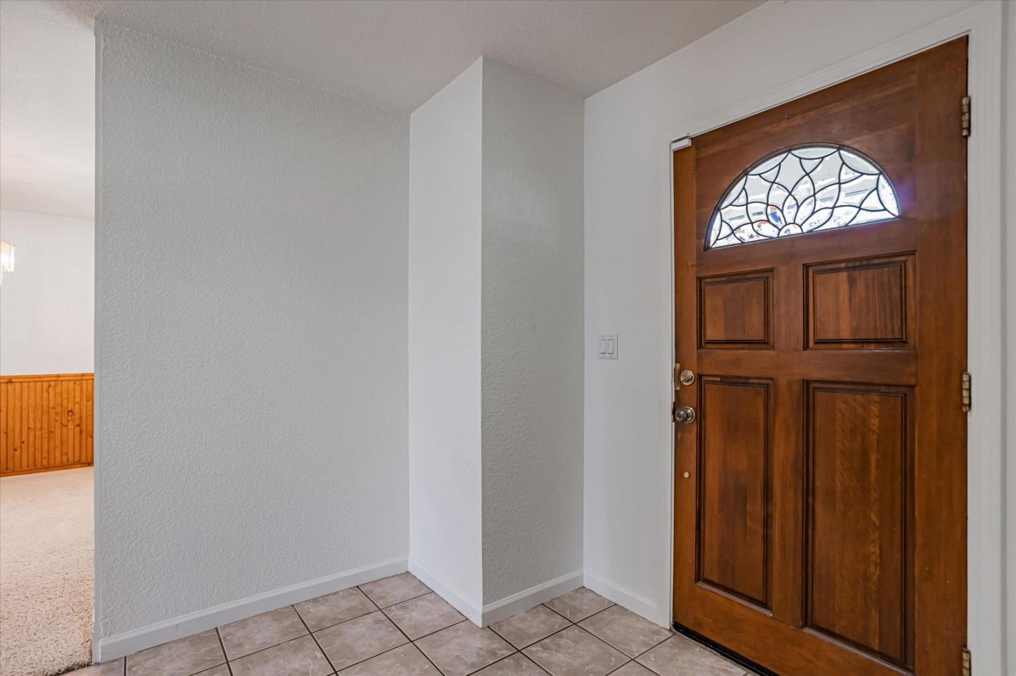 Detail Gallery Image 16 of 66 For 1781 Severinsen St, Hollister,  CA 95023 - 4 Beds | 2/1 Baths