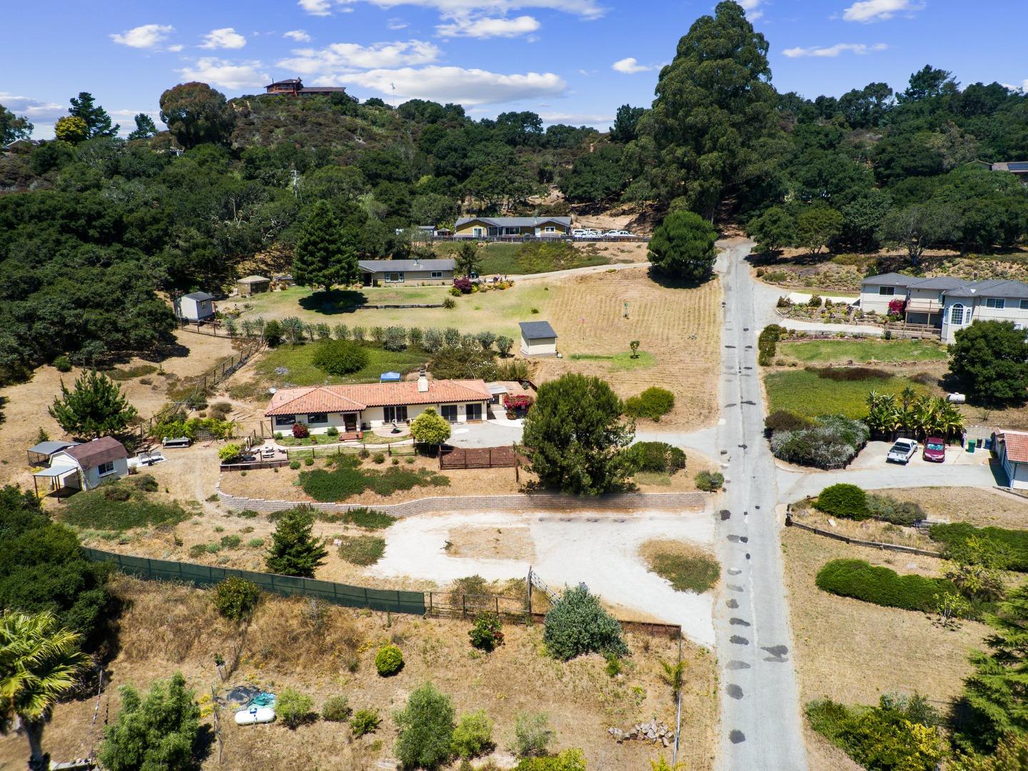 Detail Gallery Image 60 of 64 For 5760 Briarcliff Ter, Watsonville,  CA 95076 - 3 Beds | 2 Baths