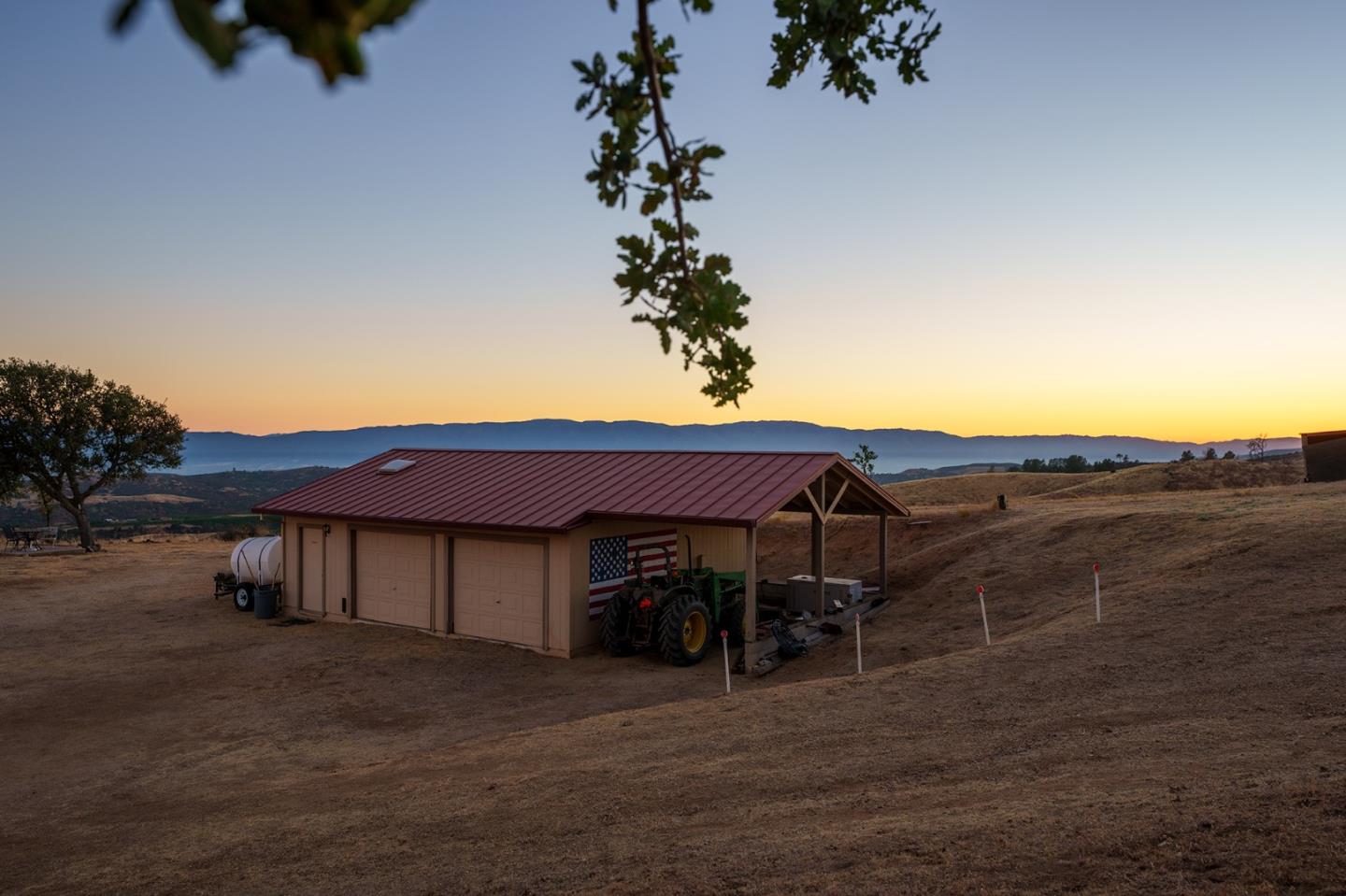 Detail Gallery Image 30 of 38 For 31251 Ca-146, Soledad,  CA 93960 - 3 Beds | 2/1 Baths