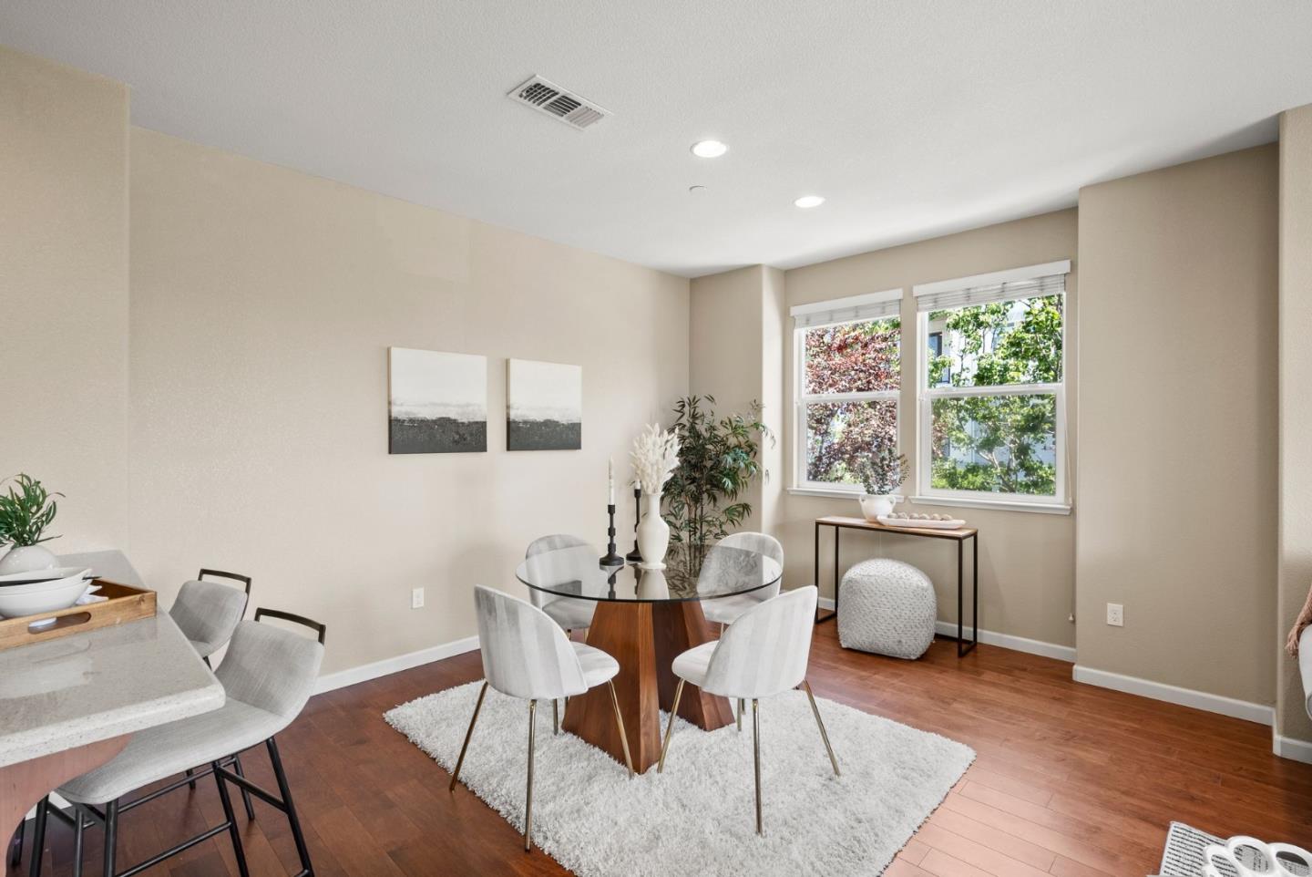 Detail Gallery Image 10 of 26 For 159 Newbury St, Milpitas,  CA 95035 - 2 Beds | 2/1 Baths