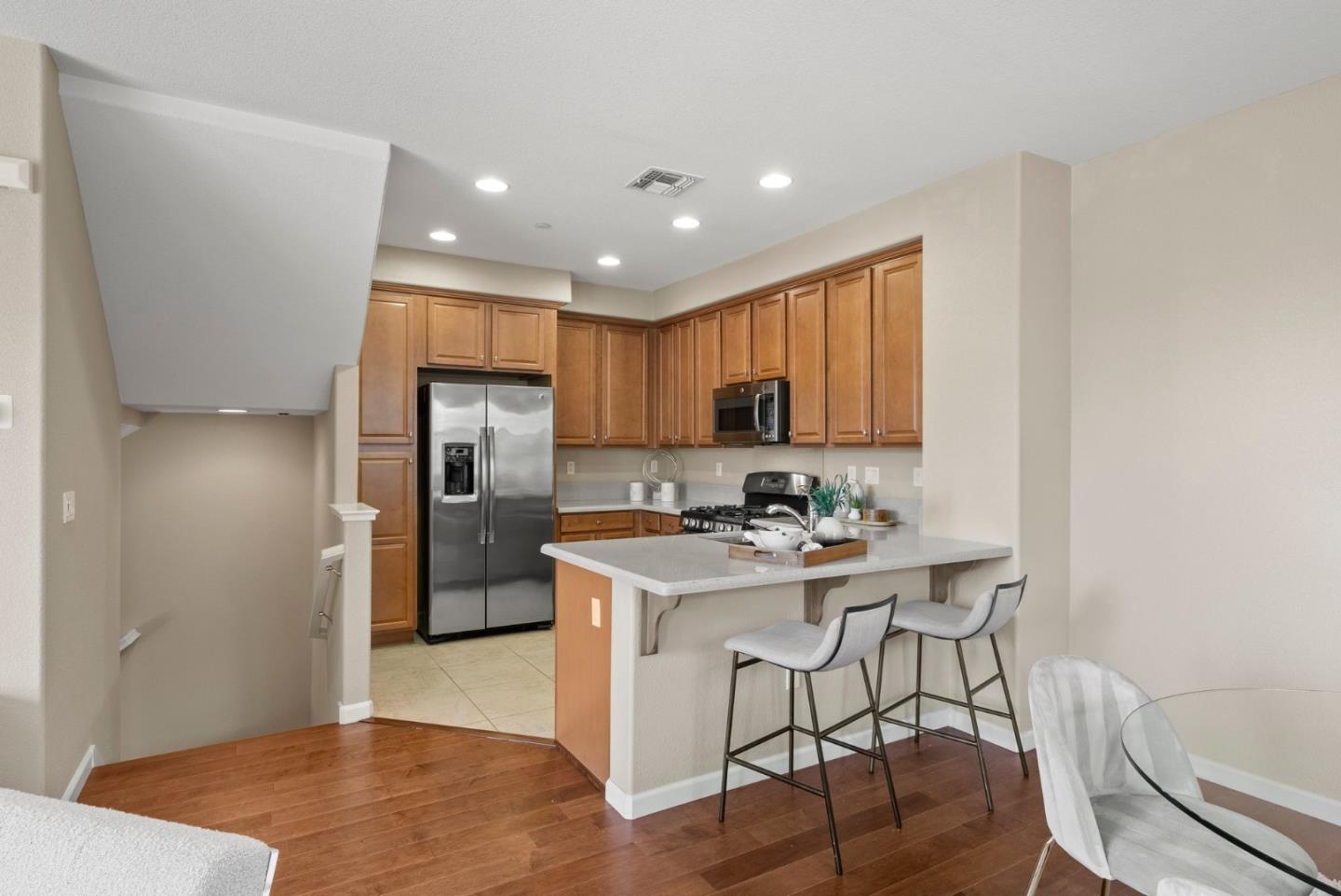 Detail Gallery Image 11 of 26 For 159 Newbury St, Milpitas,  CA 95035 - 2 Beds | 2/1 Baths