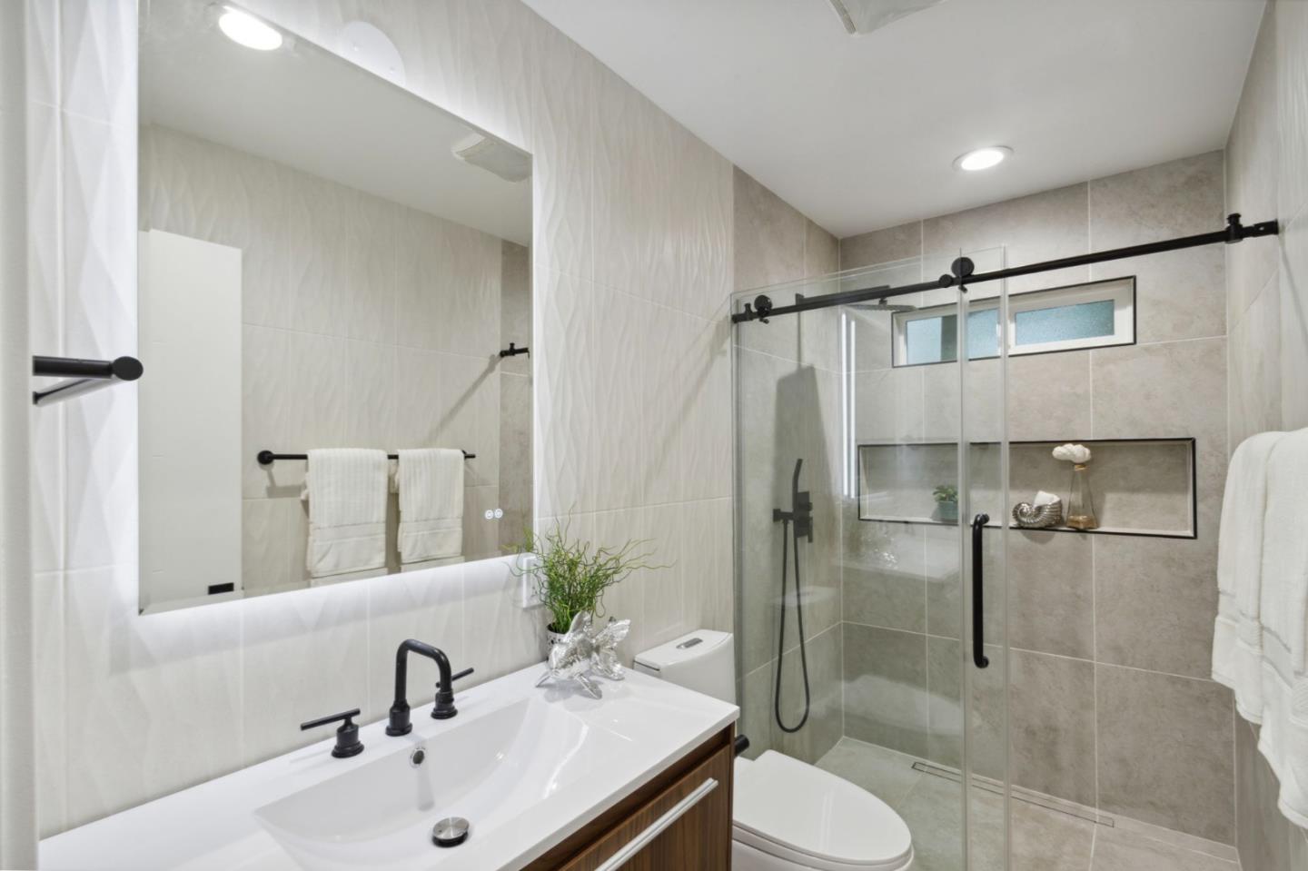 Detail Gallery Image 34 of 45 For 607 Alameda De Las Pulgas, Belmont,  CA 94002 - 4 Beds | 2 Baths