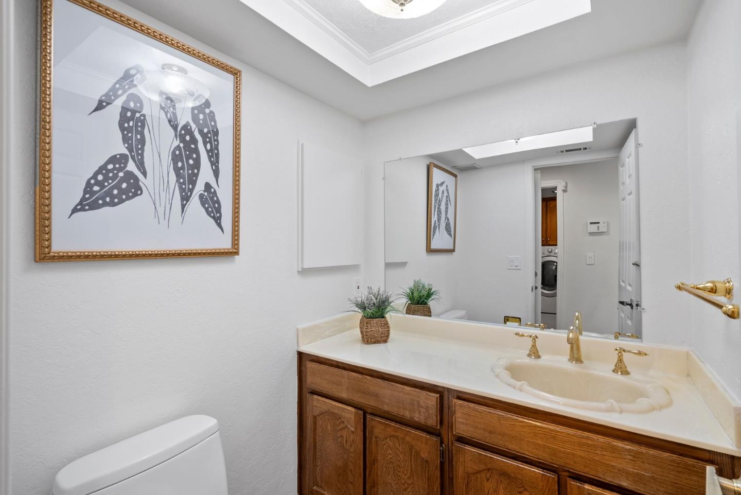 Detail Gallery Image 37 of 54 For 5950 Bowen Ct, San Jose,  CA 95123 - 4 Beds | 2/1 Baths