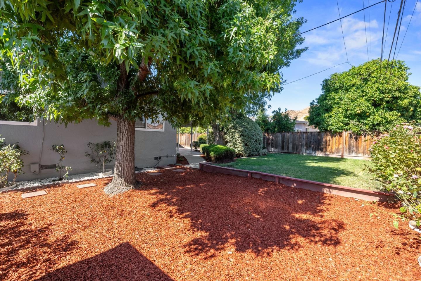 Detail Gallery Image 21 of 23 For 1860 Ellwell Dr, Milpitas,  CA 95035 - 3 Beds | 2 Baths