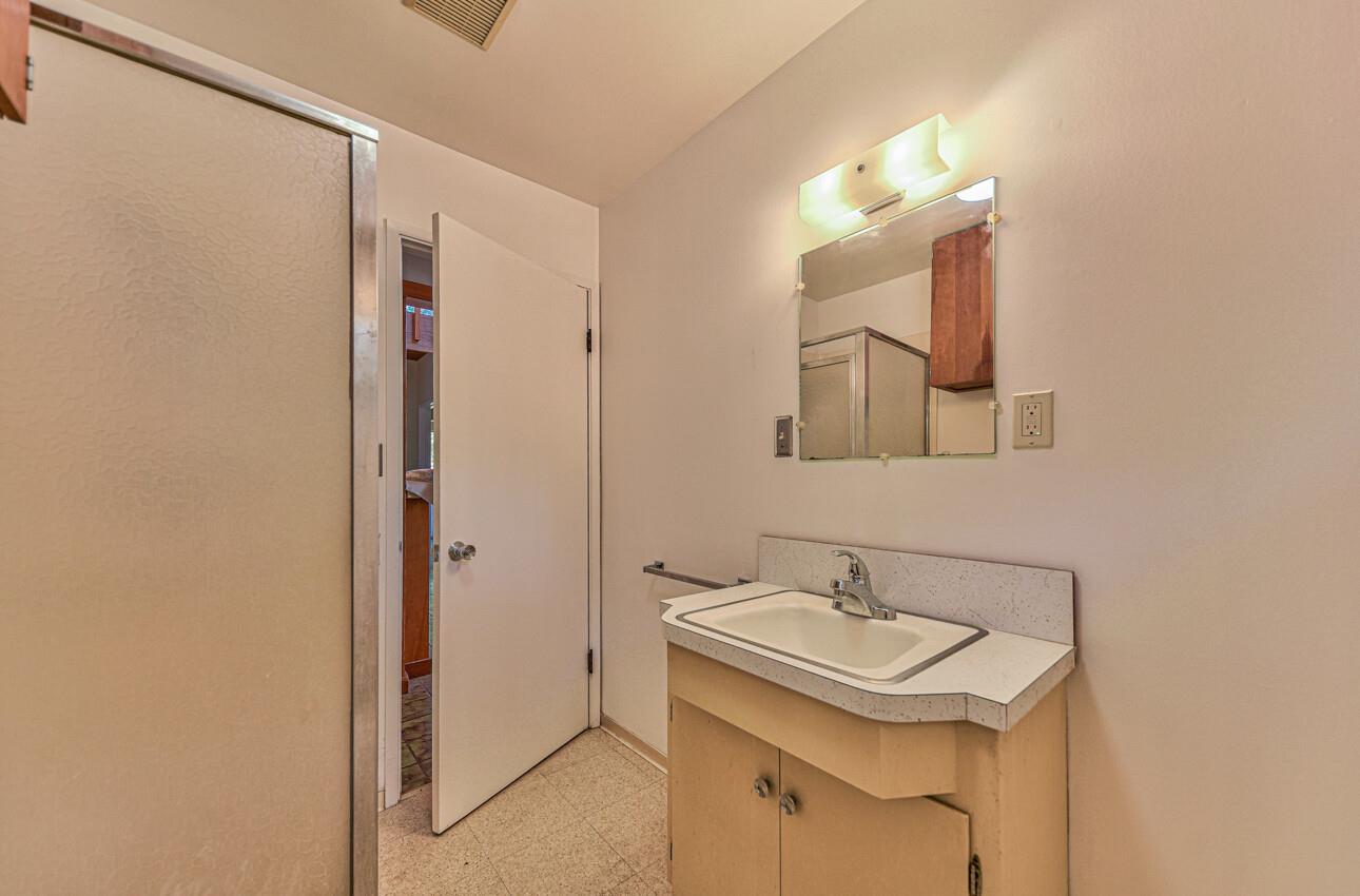 Detail Gallery Image 23 of 47 For 260 San Benancio Rd, Salinas,  CA 93908 - 3 Beds | 2/1 Baths