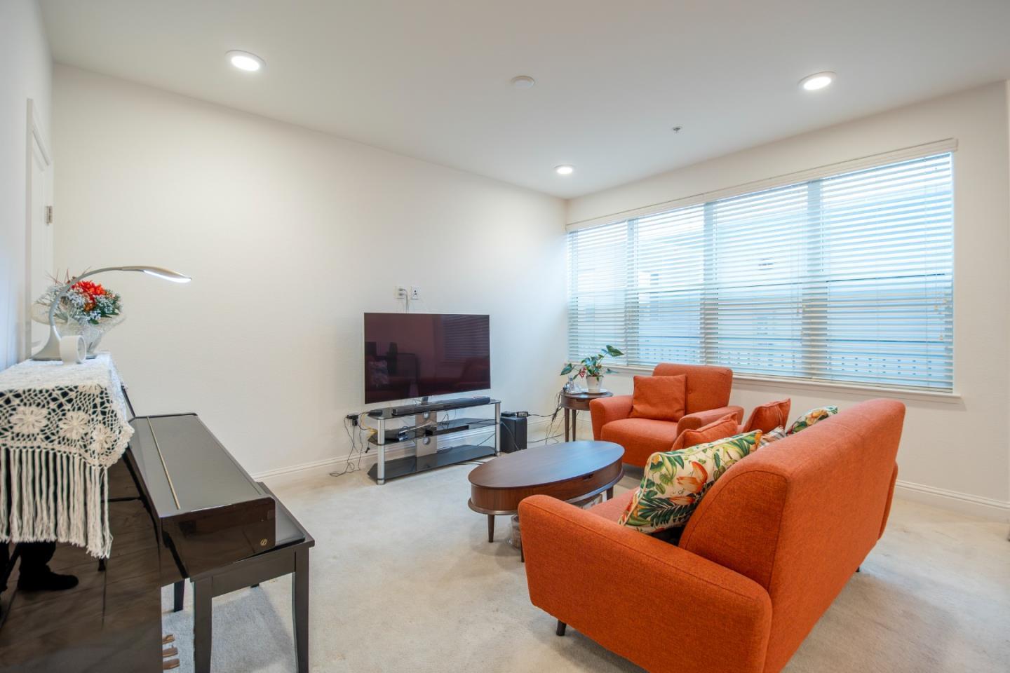 Detail Gallery Image 7 of 45 For 2585 El Camino Real #419,  Santa Clara,  CA 95051 - 2 Beds | 2 Baths