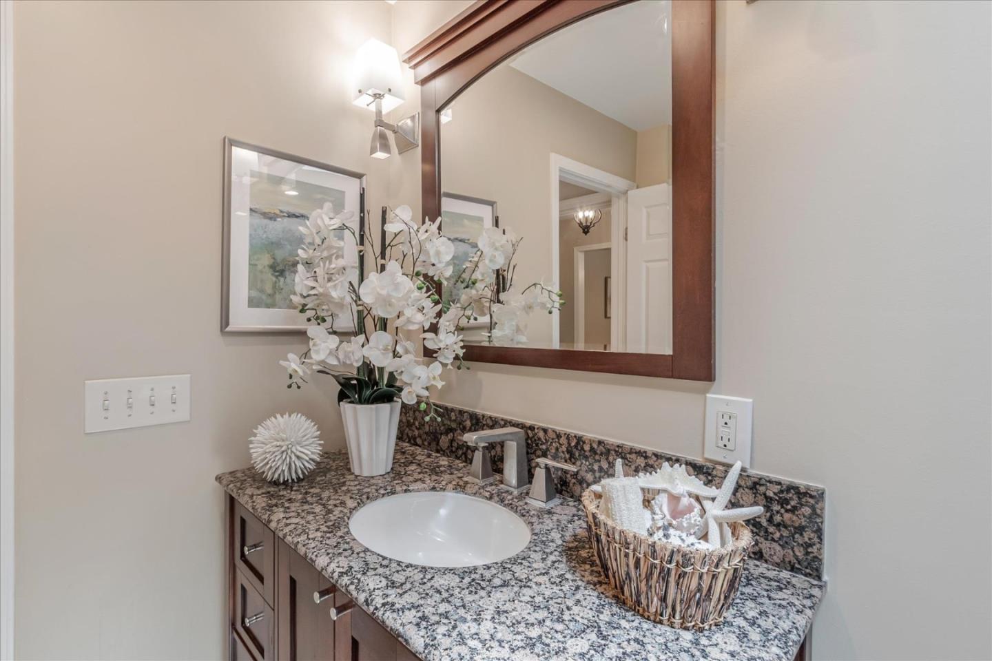 Detail Gallery Image 24 of 45 For 1715 Sweetbriar Dr, San Jose,  CA 95125 - 3 Beds | 2 Baths