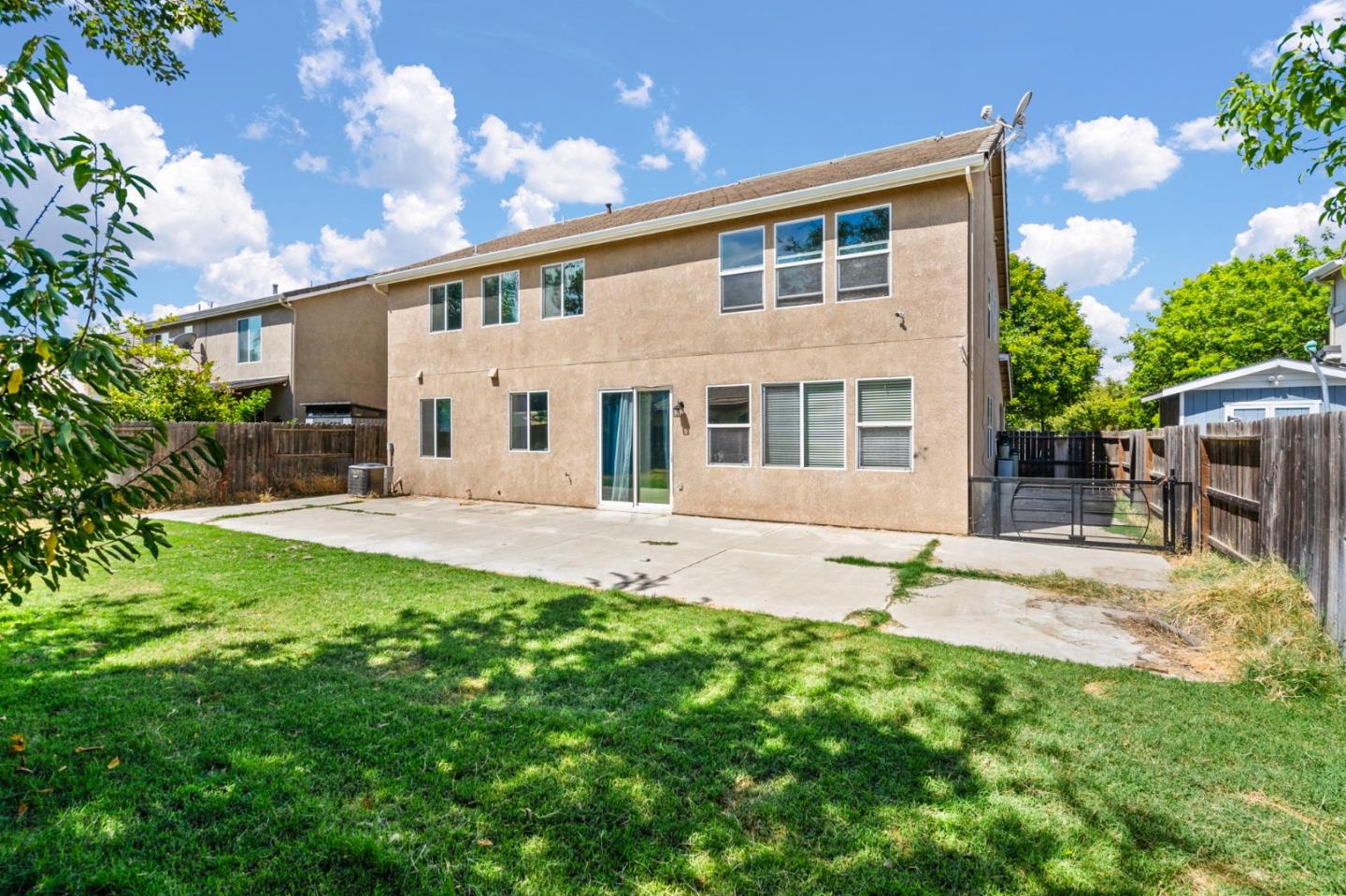 Detail Gallery Image 15 of 19 For 40 Jersey Ln, Patterson,  CA 95363 - 3 Beds | 2/1 Baths