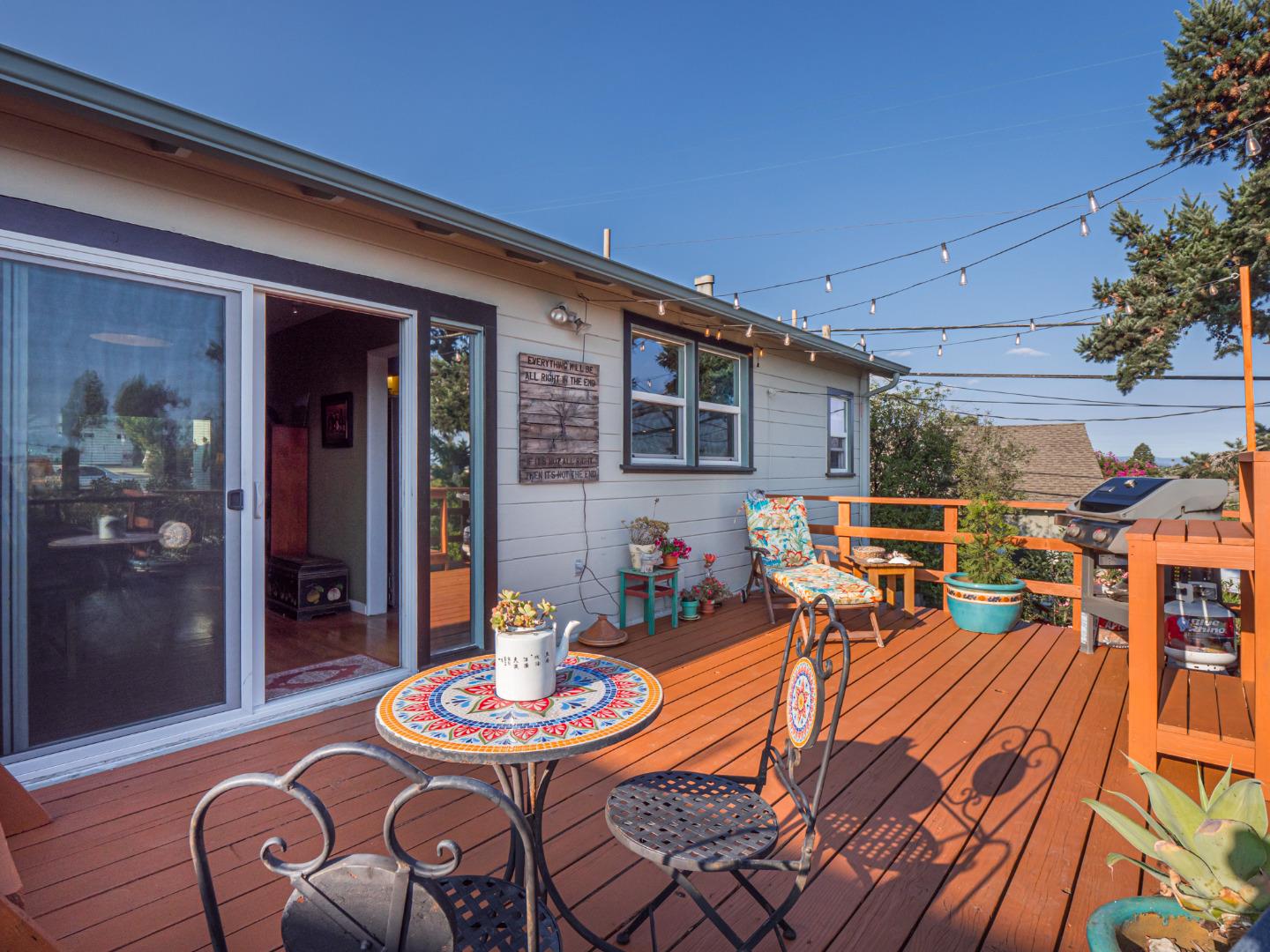 Detail Gallery Image 31 of 42 For 1609 Escalona Dr, Santa Cruz,  CA 95060 - 2 Beds | 2 Baths