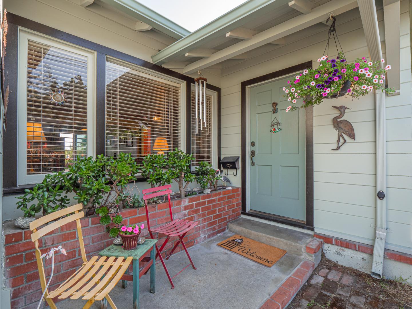 Detail Gallery Image 9 of 42 For 1609 Escalona Dr, Santa Cruz,  CA 95060 - 2 Beds | 2 Baths