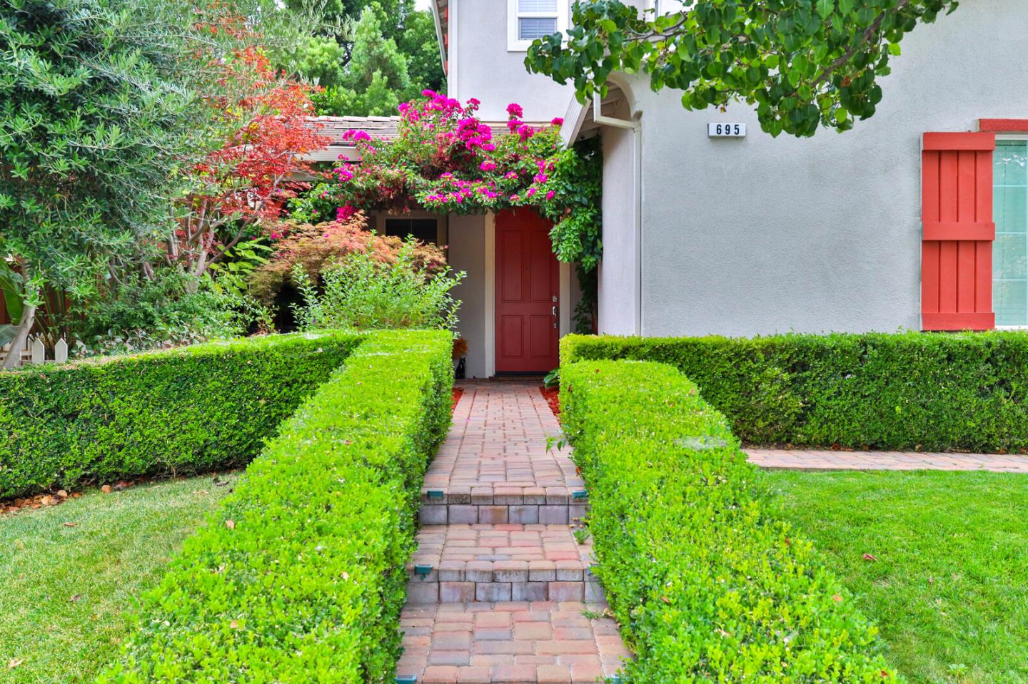 Detail Gallery Image 3 of 92 For 695 E Central Ave, Morgan Hill,  CA 95037 - 6 Beds | 3/1 Baths